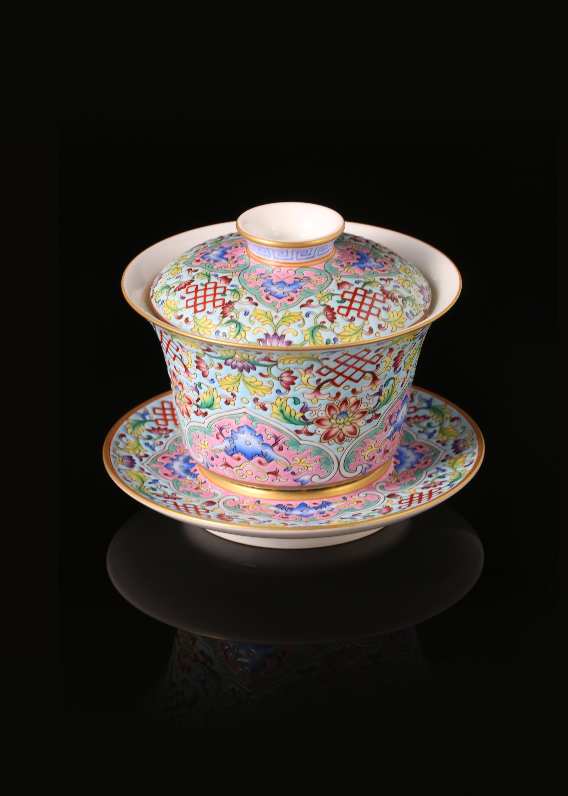 Dayazhai Enamel Chinese Knot Covered Bowl