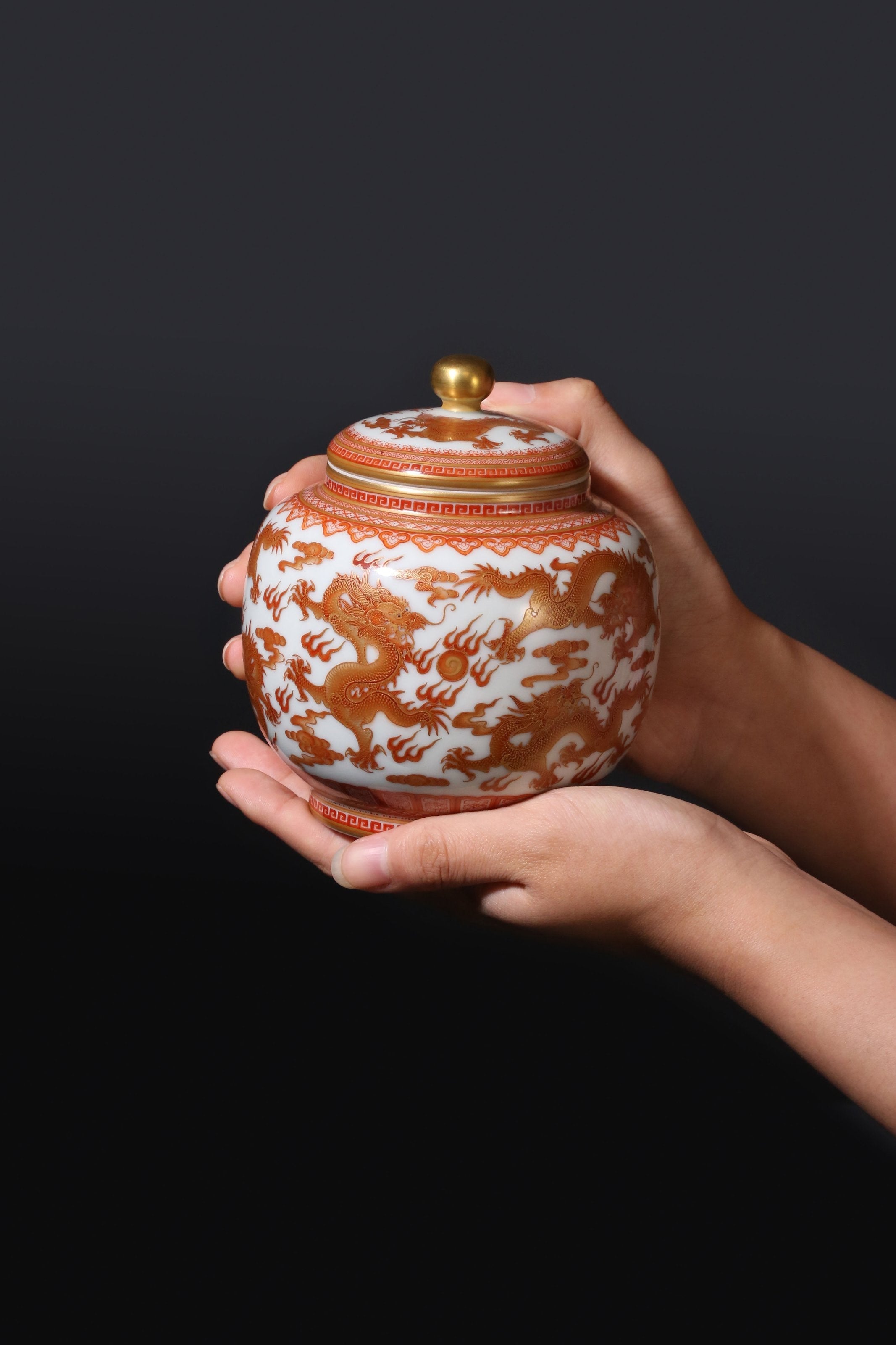 Iron-red Nine Dragons Tea Canister