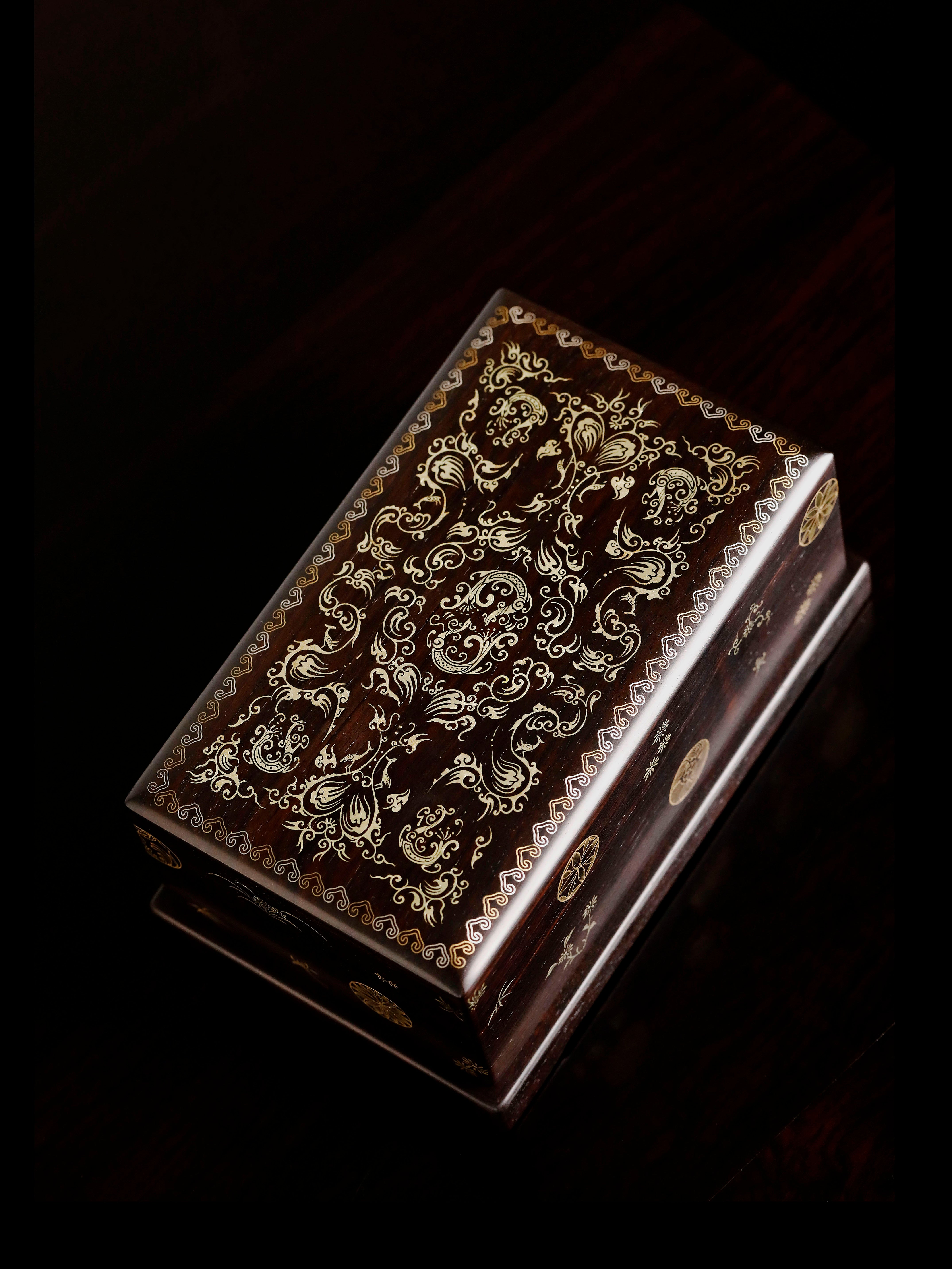 Purple sandalwood box with phoenix and gilded design