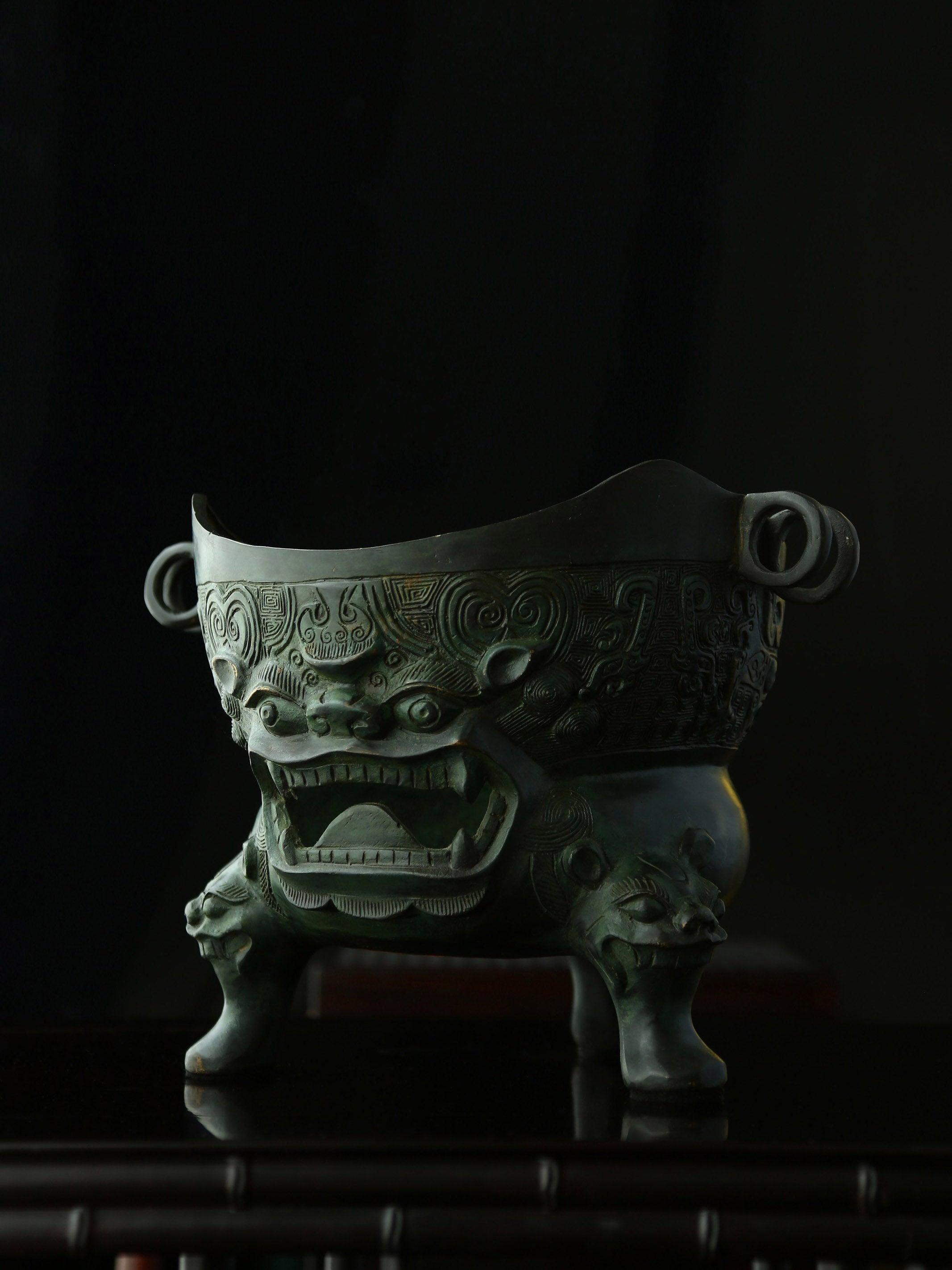Replica of Western Zhou bronze animal head tea incense burner
