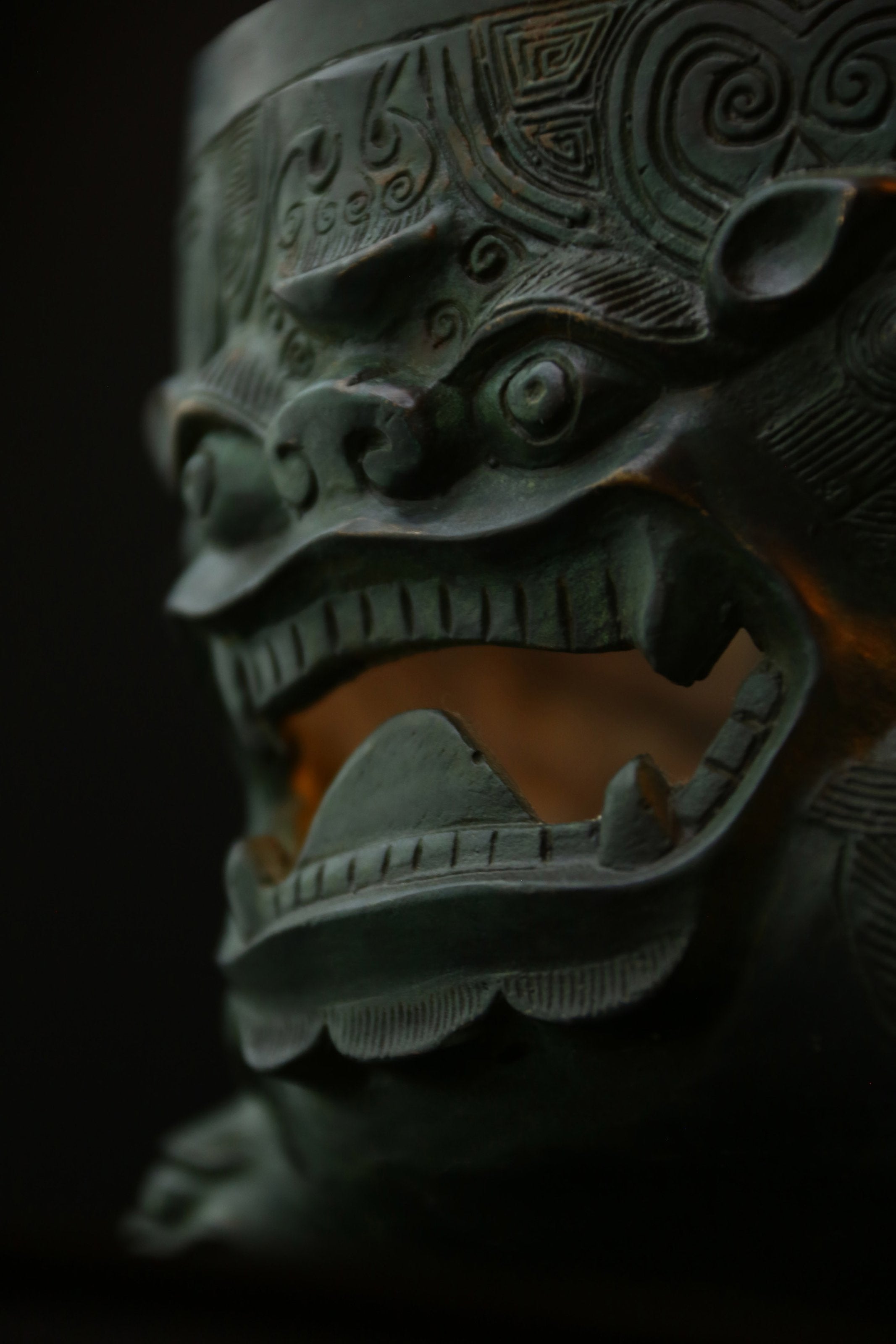 Replica of Western Zhou bronze animal head tea incense burner