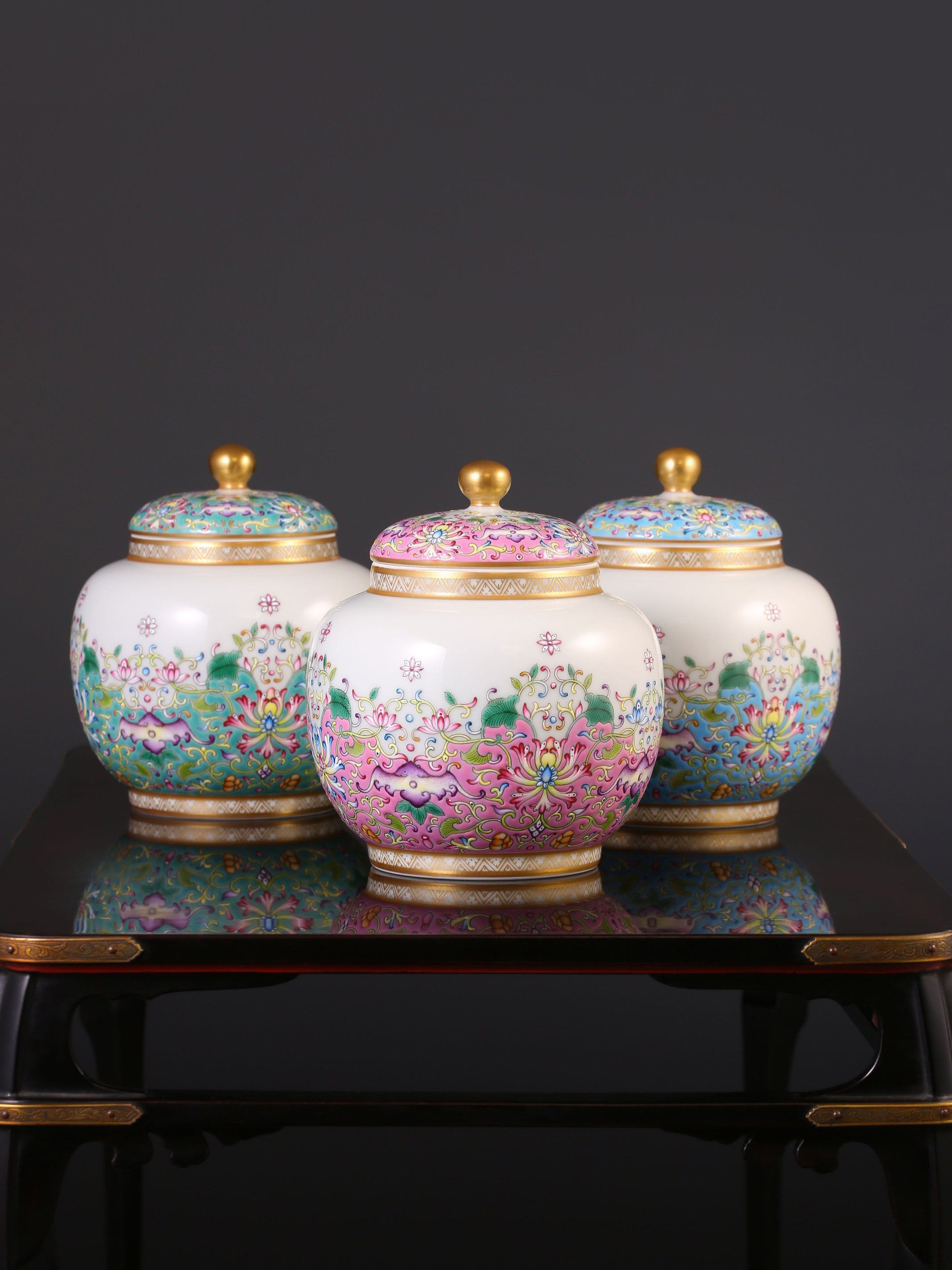 The Dayazhai "Furui" Tea Jar with Scrolling Baoxiang Flower Motif