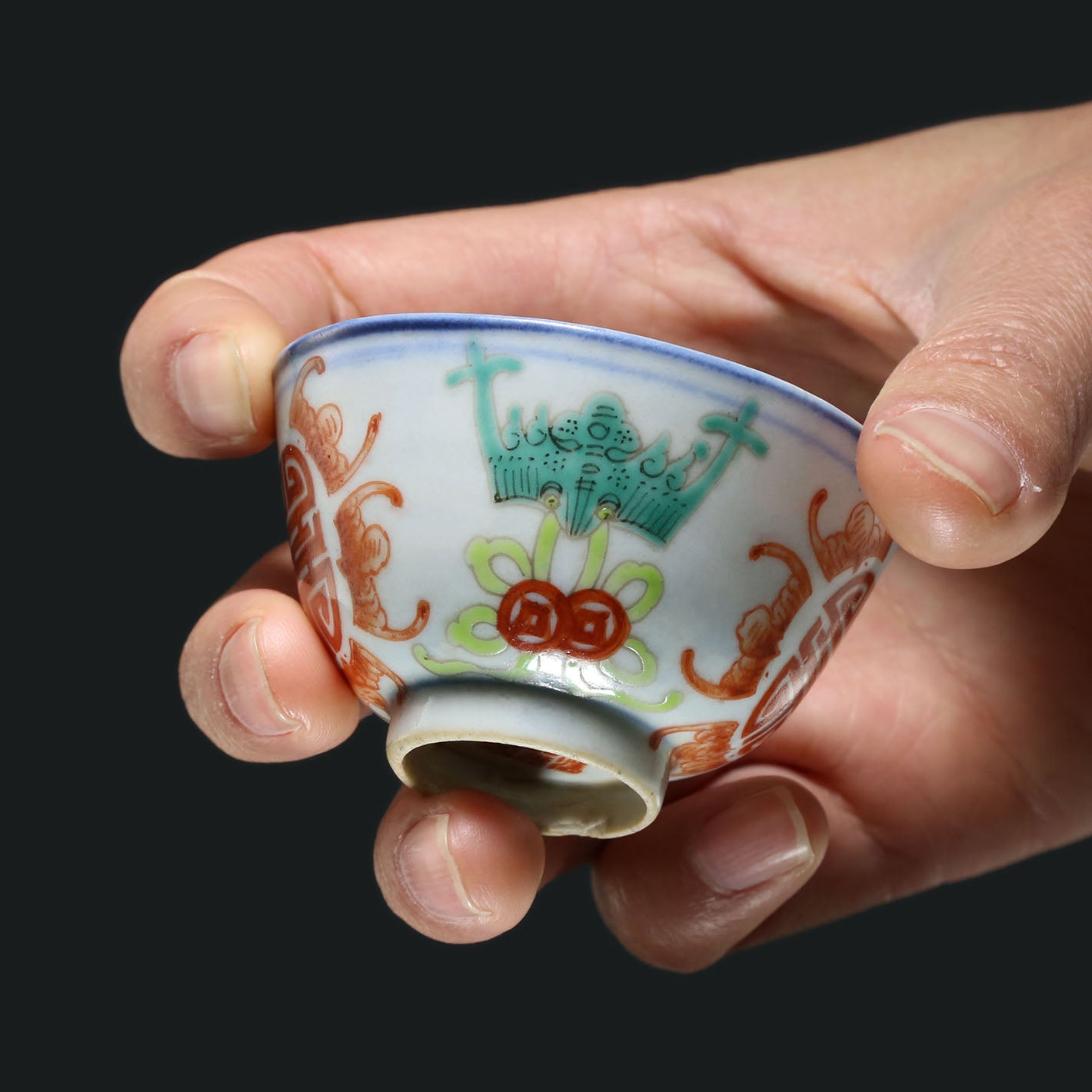 Double Flying Together / Blessed with Longevity and Happiness / Peach Blossoms in Full Bloom Doucai Cup