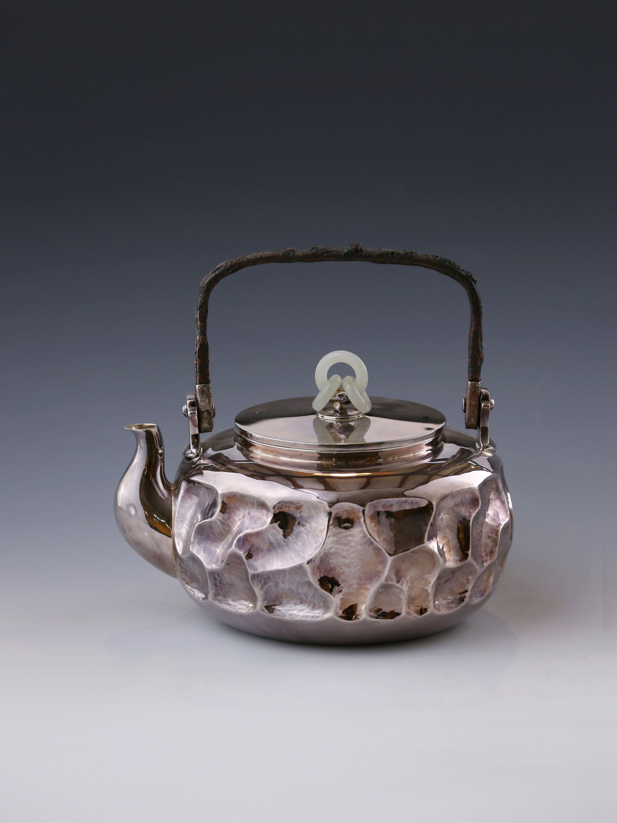 Ghost Rock Eye Iron Handle Three-Ring Jade Silver Pot