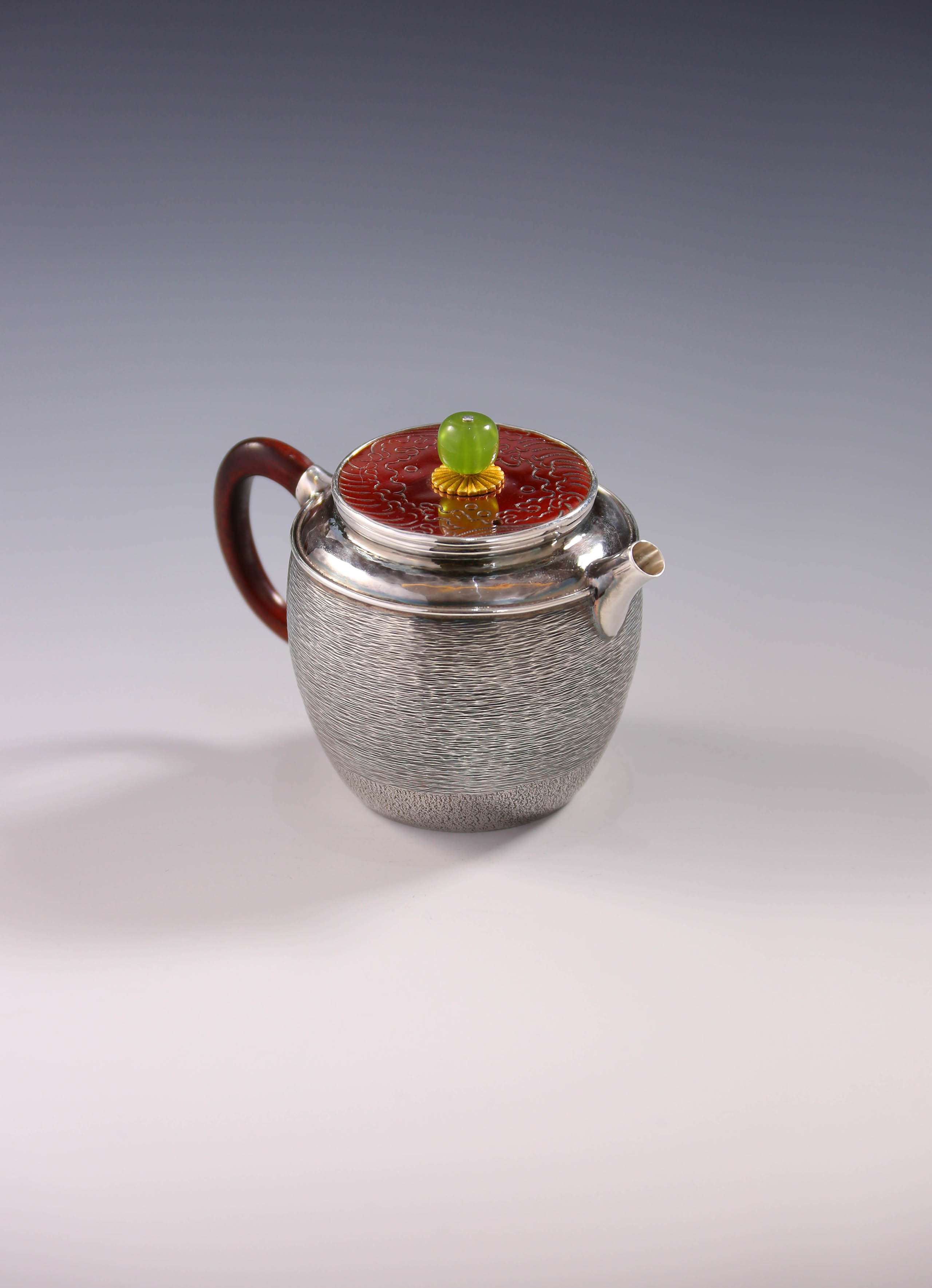 Red-topped lotus seeds