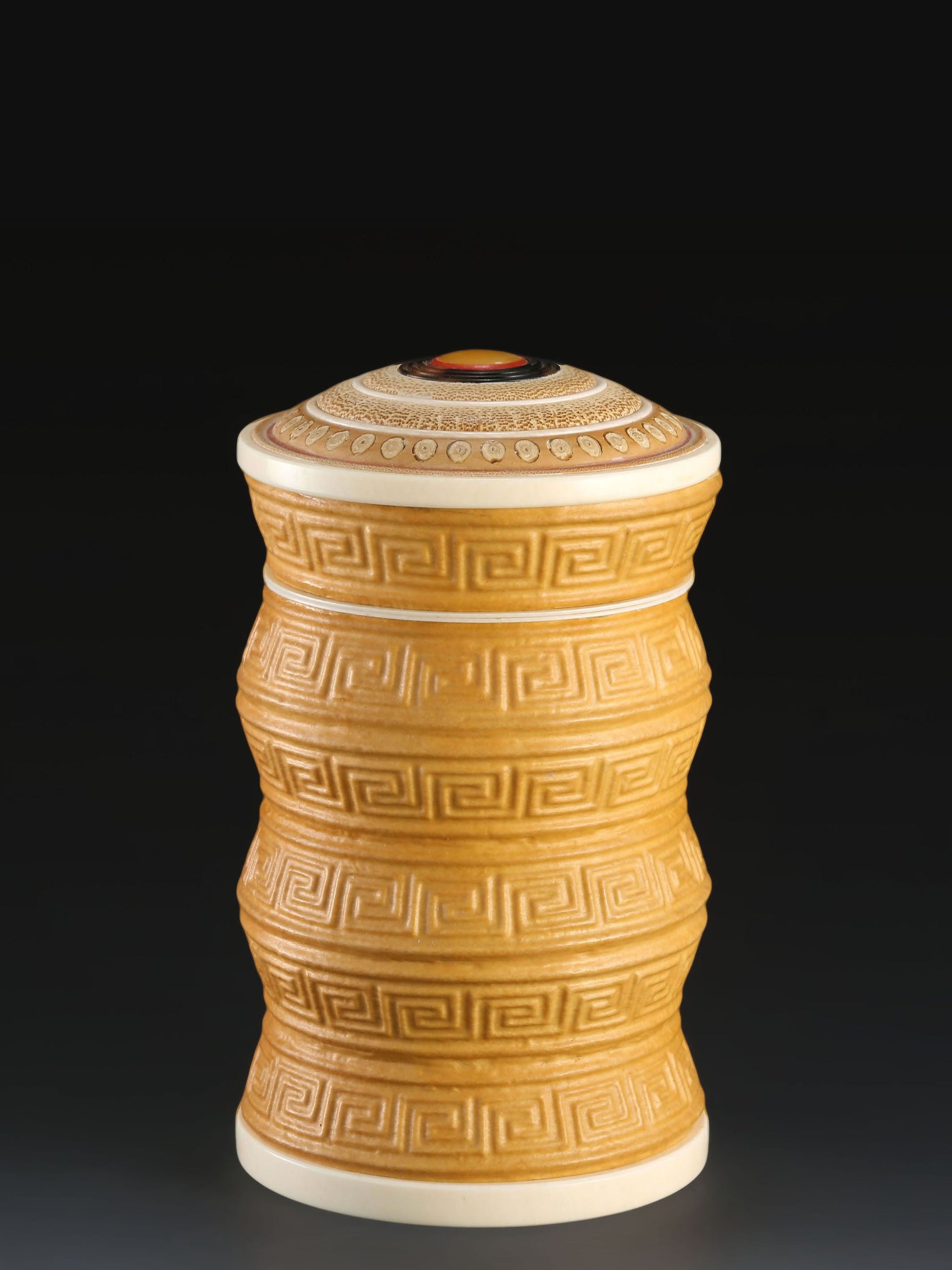 Gourd-shaped palindrome tea canister