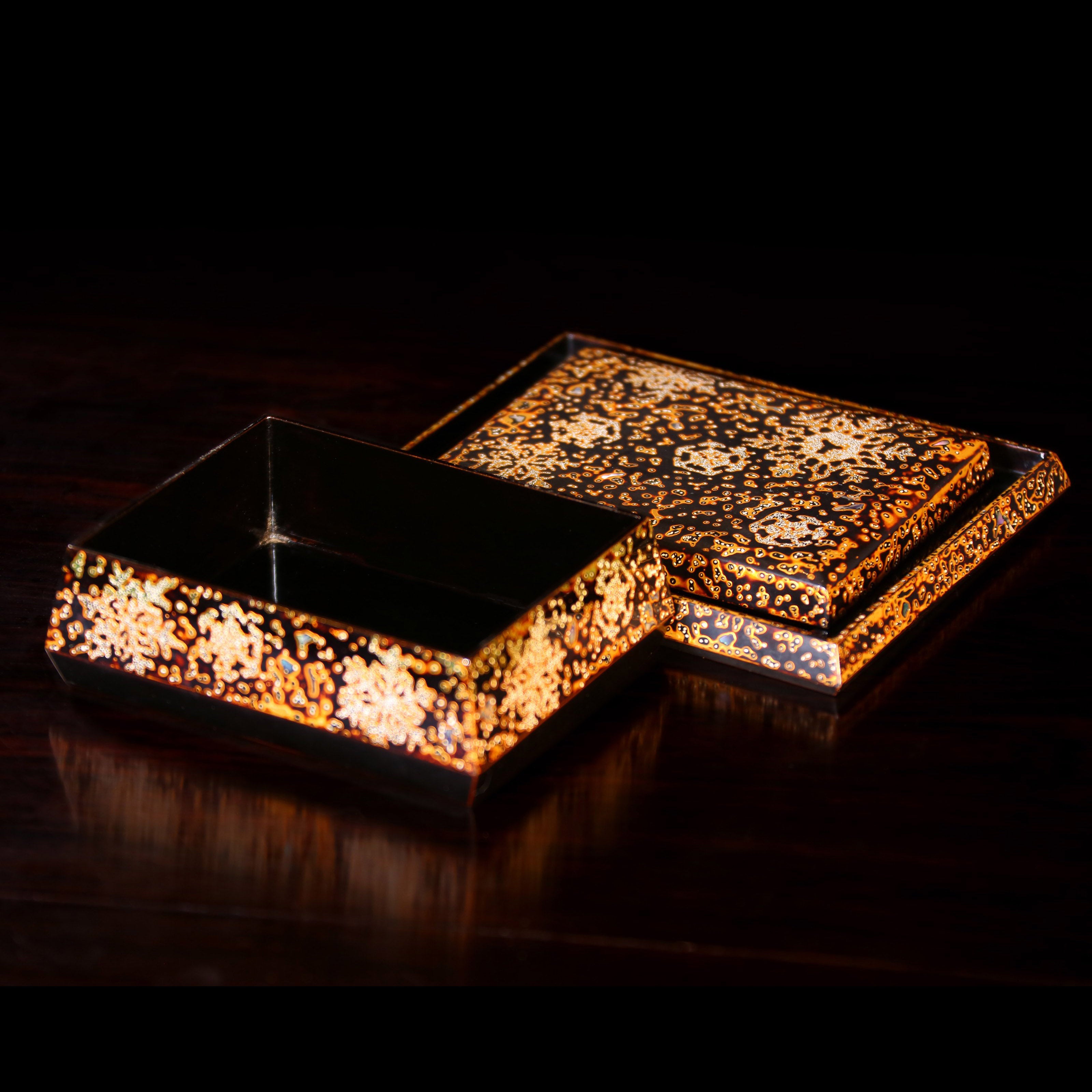 Japanese Gold Bug Painting Box