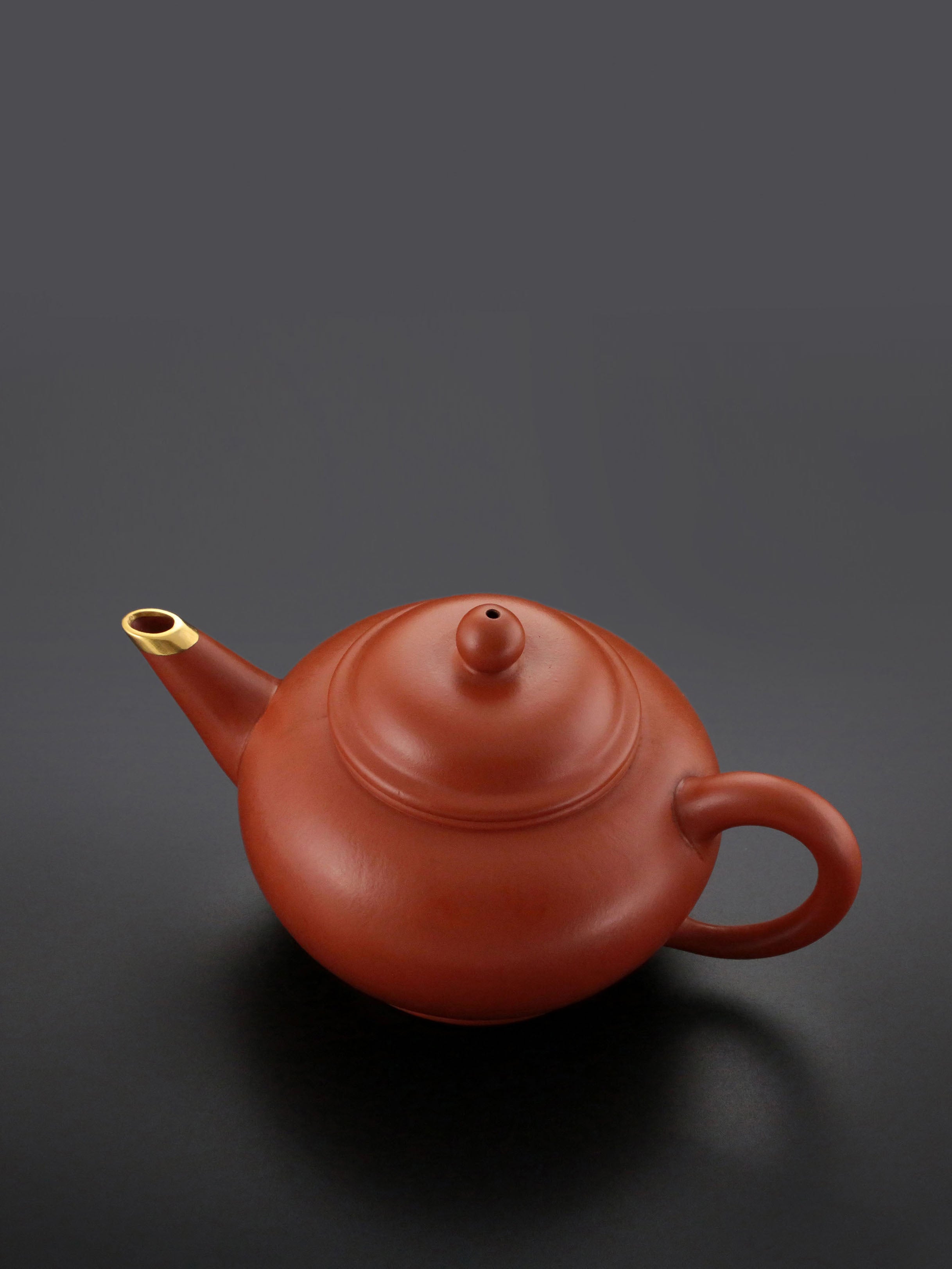 Zhao Zhuang Golden Yellow Clay Spout with Gold-plated Purple Clay Teapot