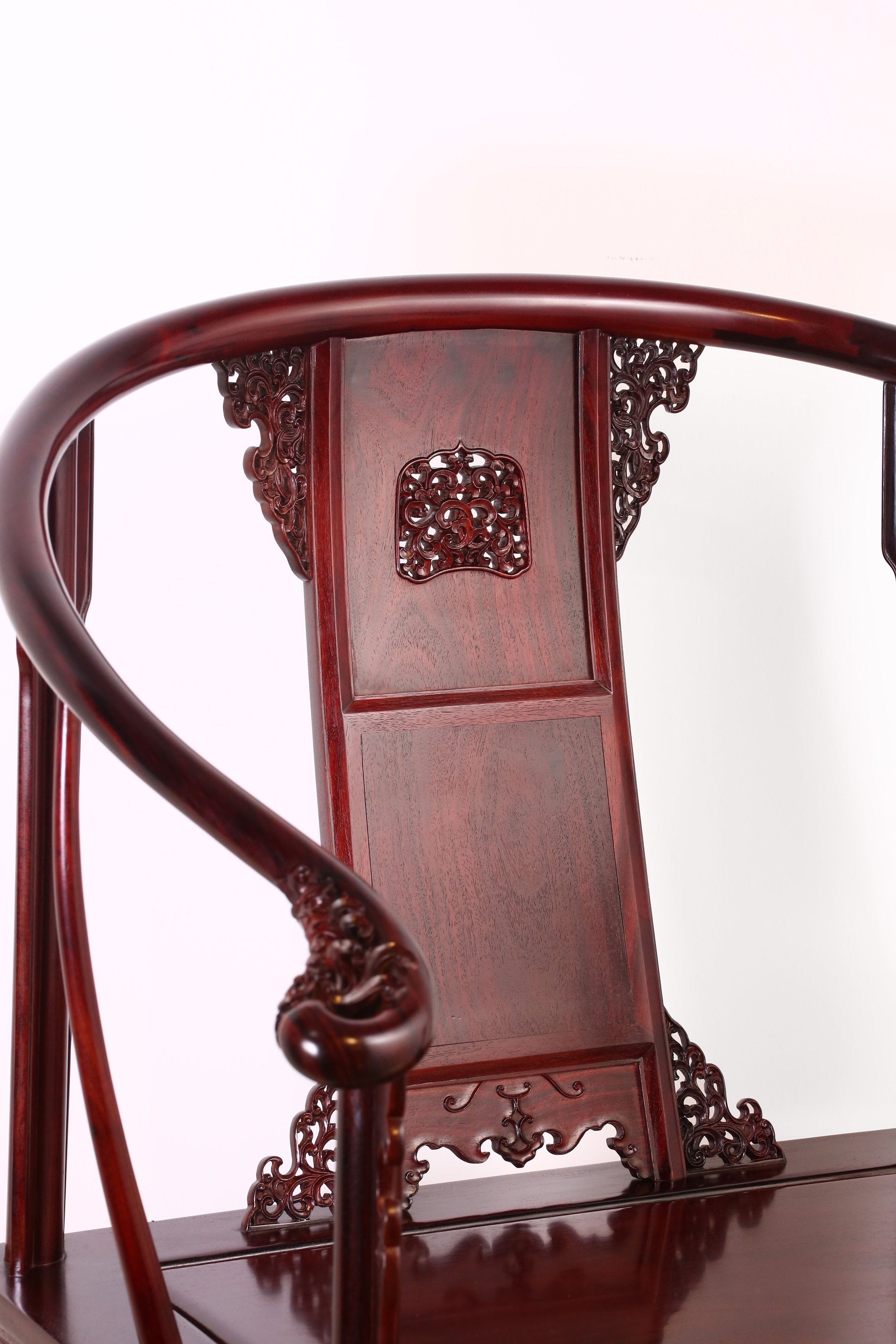 Small-leaf rosewood/Zambian rosewood scroll pattern waistband armchair