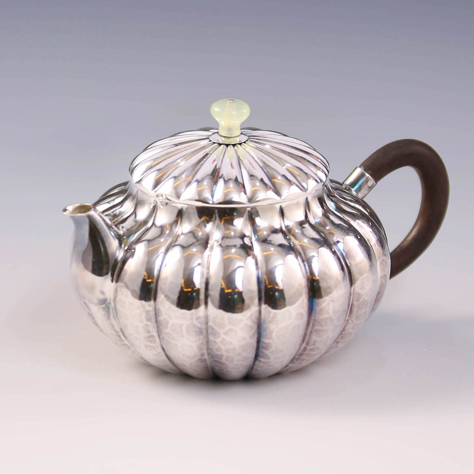 Chrysanthemum petals