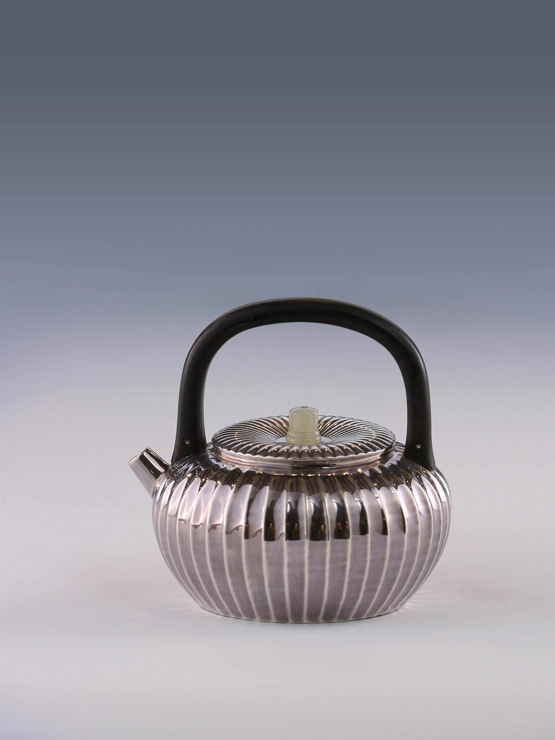 Chrysanthemum petal wooden handle silver teapot