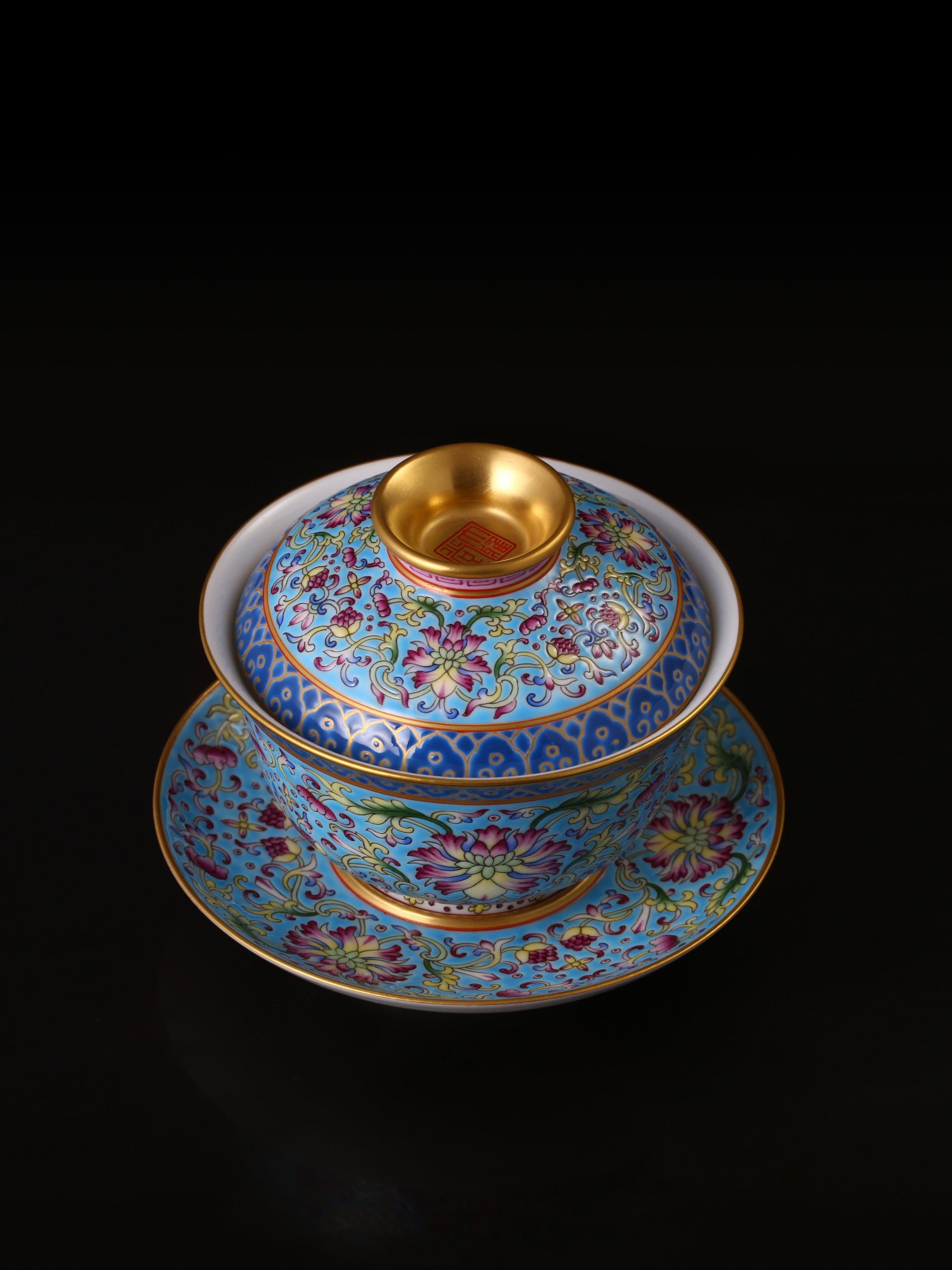 Blue ground famille rose lotus scroll pattern covered bowl/cup