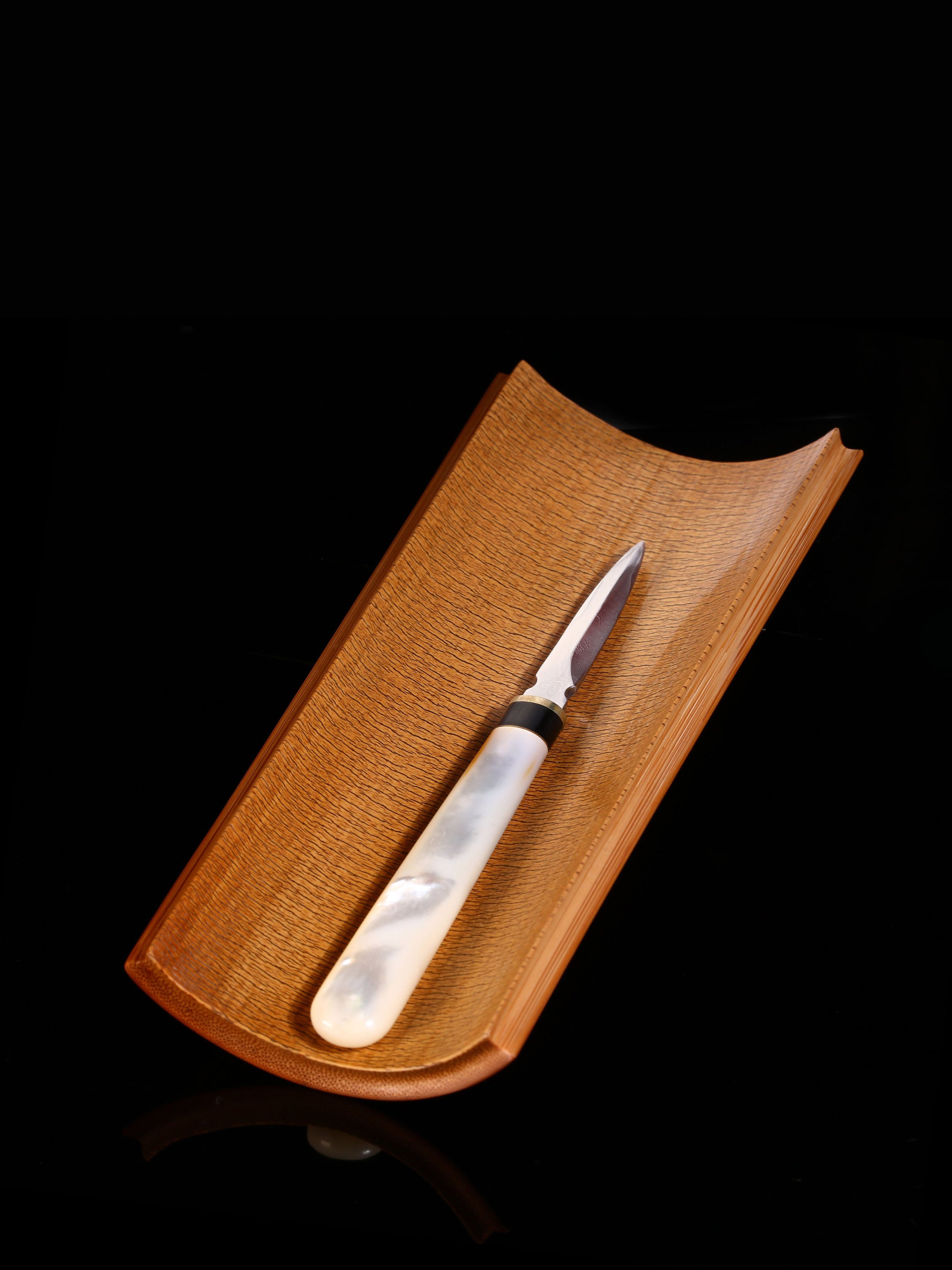 Old bamboo tea scoop, fritillaria tea knife