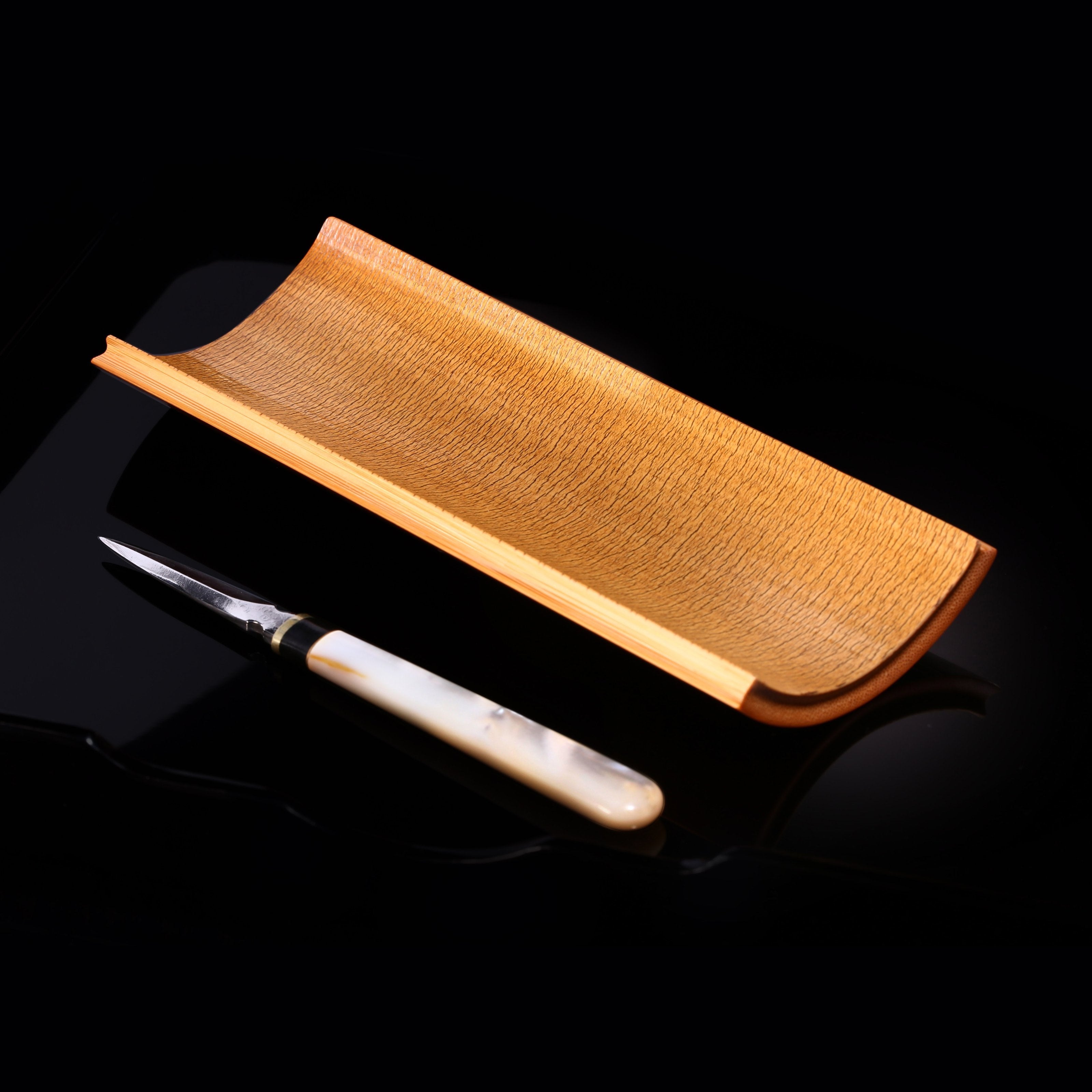 Old bamboo tea scoop, fritillaria tea knife