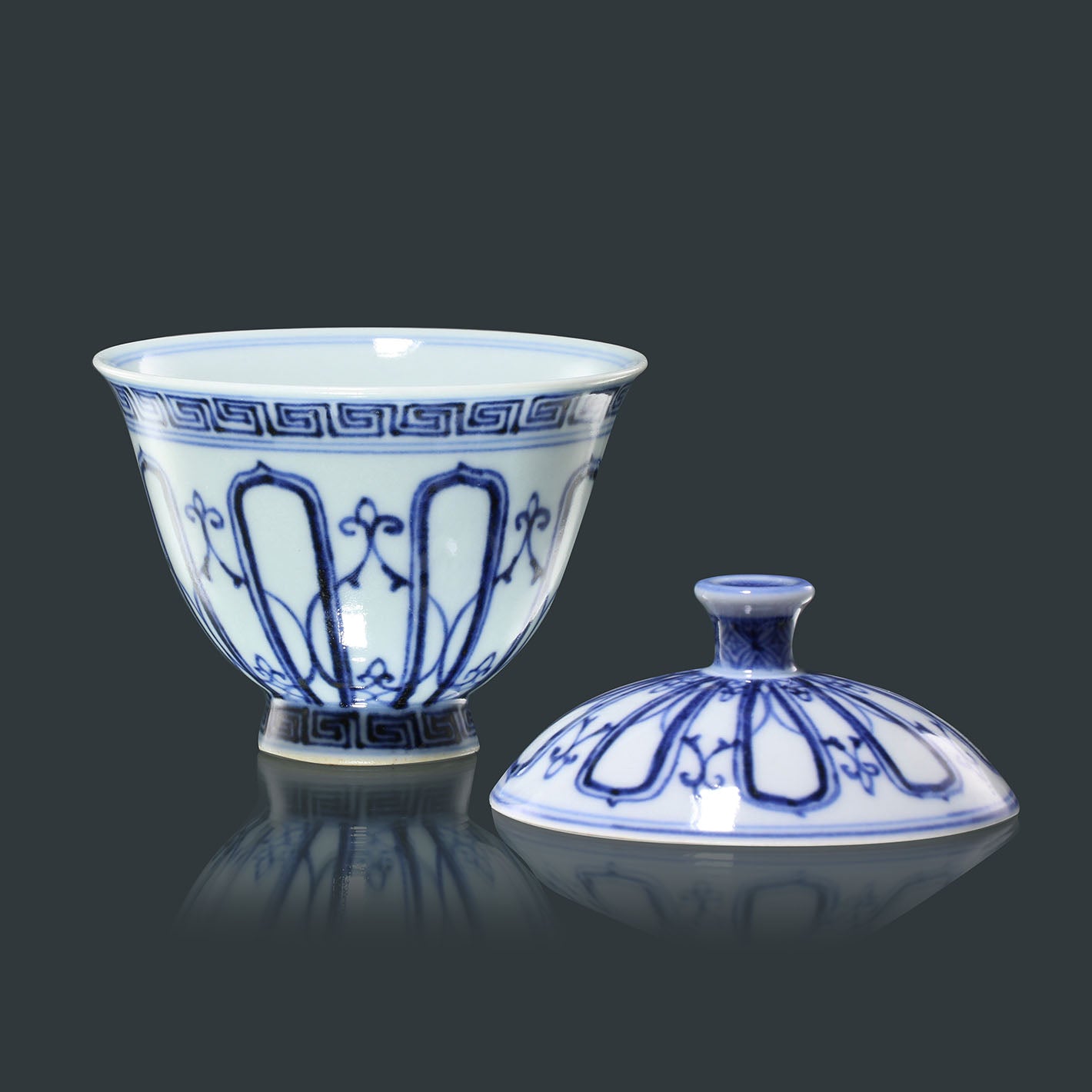 Lotus petal pattern openwork covered bowl/chicken heart cup