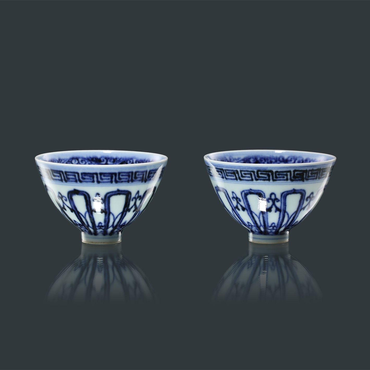 Lotus petal pattern openwork covered bowl/chicken heart cup