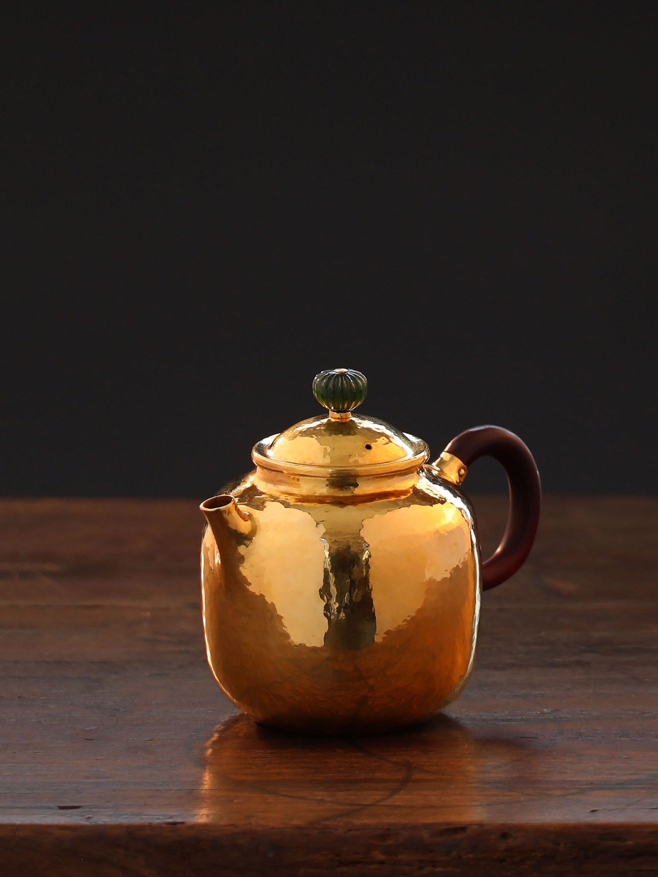 Lotus Seed Small Golden Pot