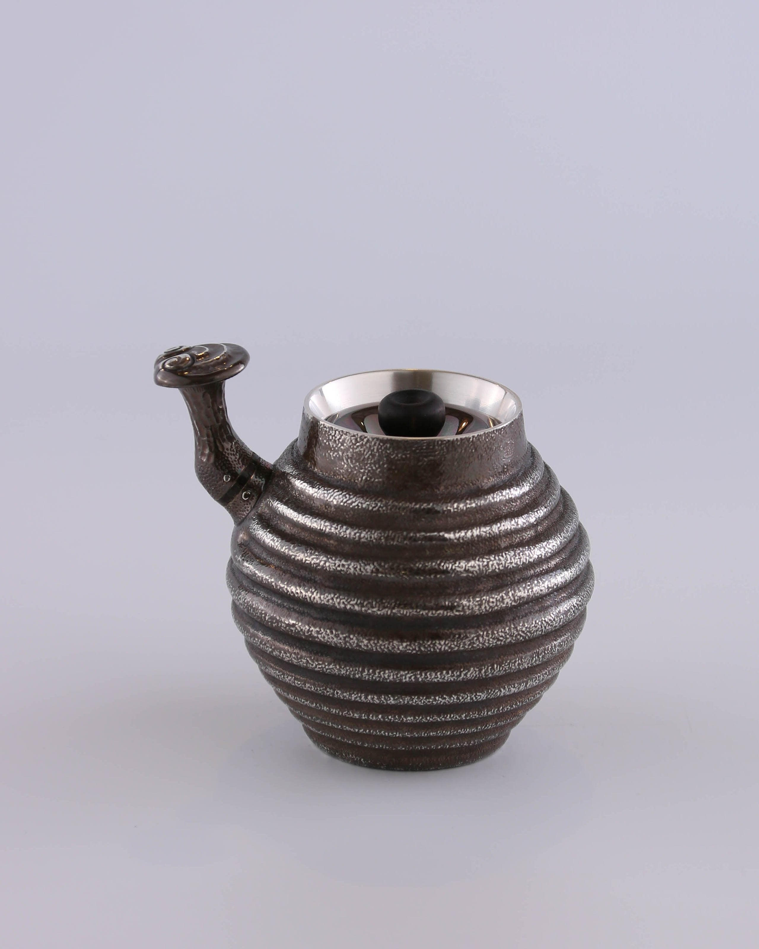Lingzhi-shaped taro-shaped pure silver teapot