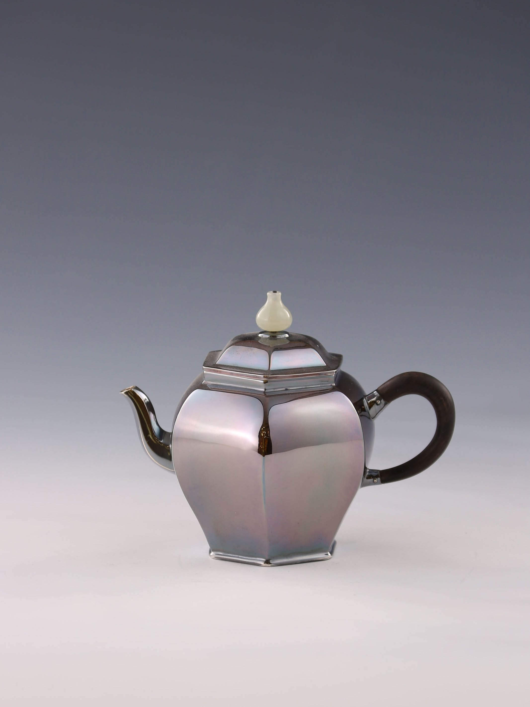 Six-sided Palace Light Bulb Pot