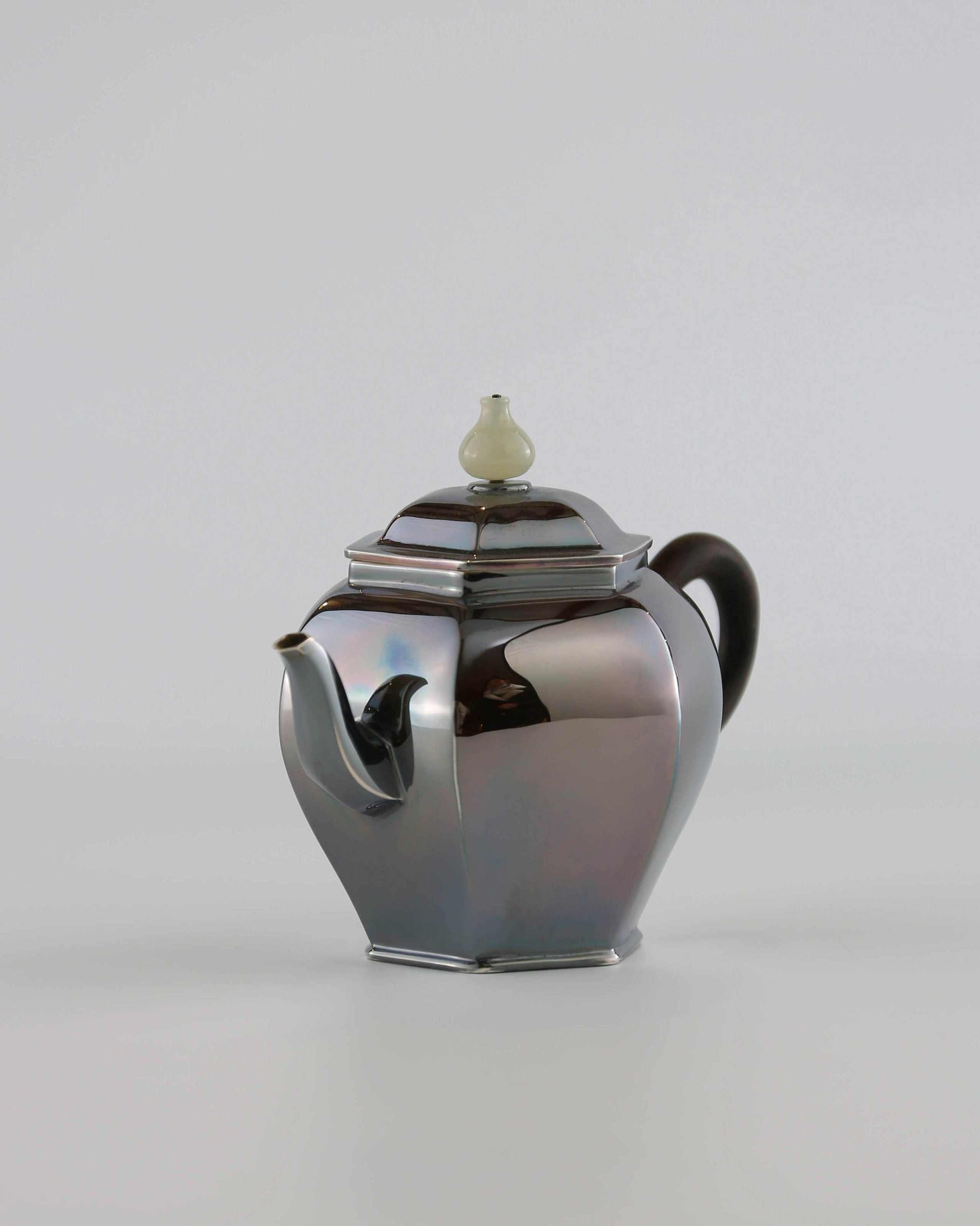 Six-sided Palace Light Bulb Pot