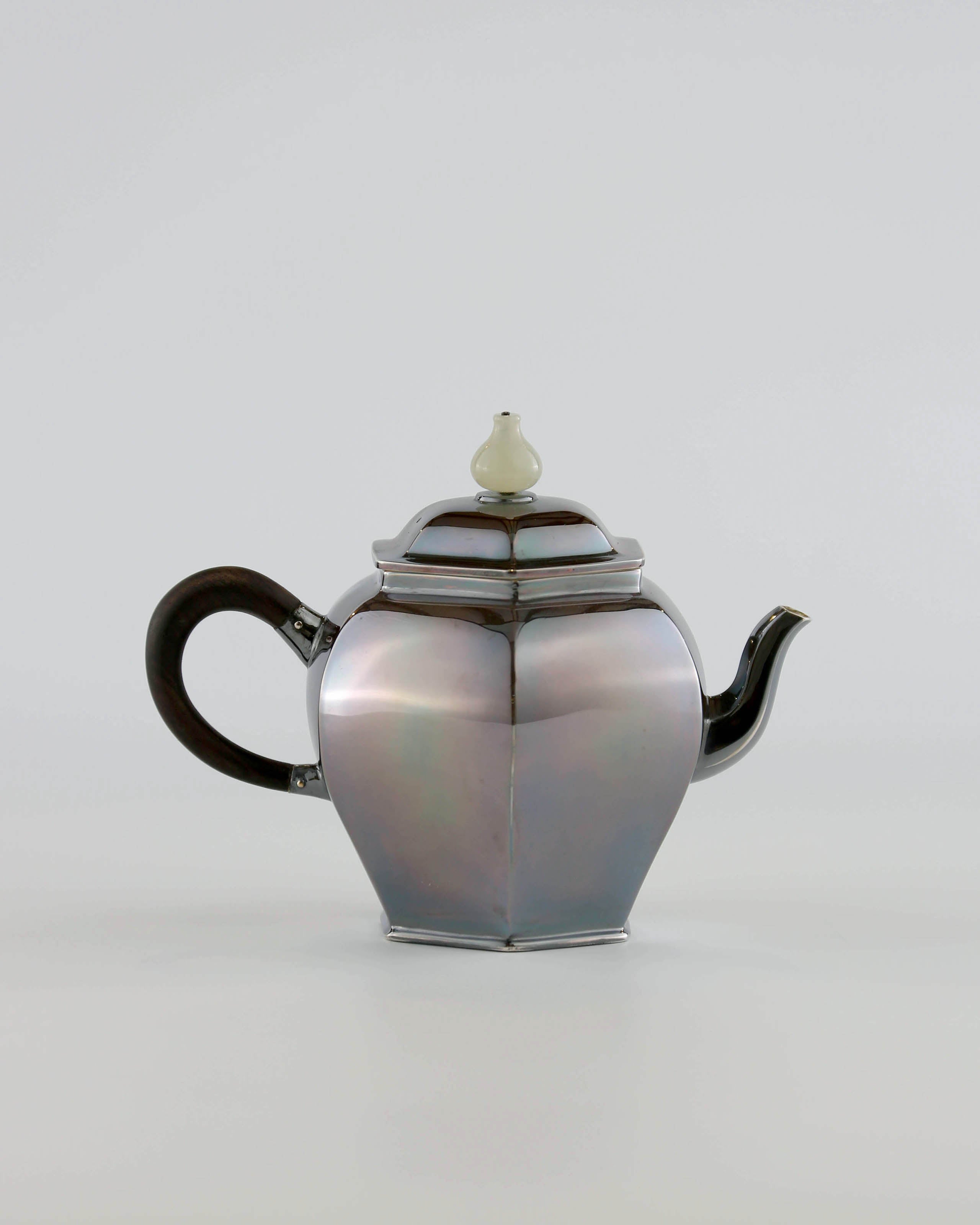 Six-sided Palace Light Bulb Pot