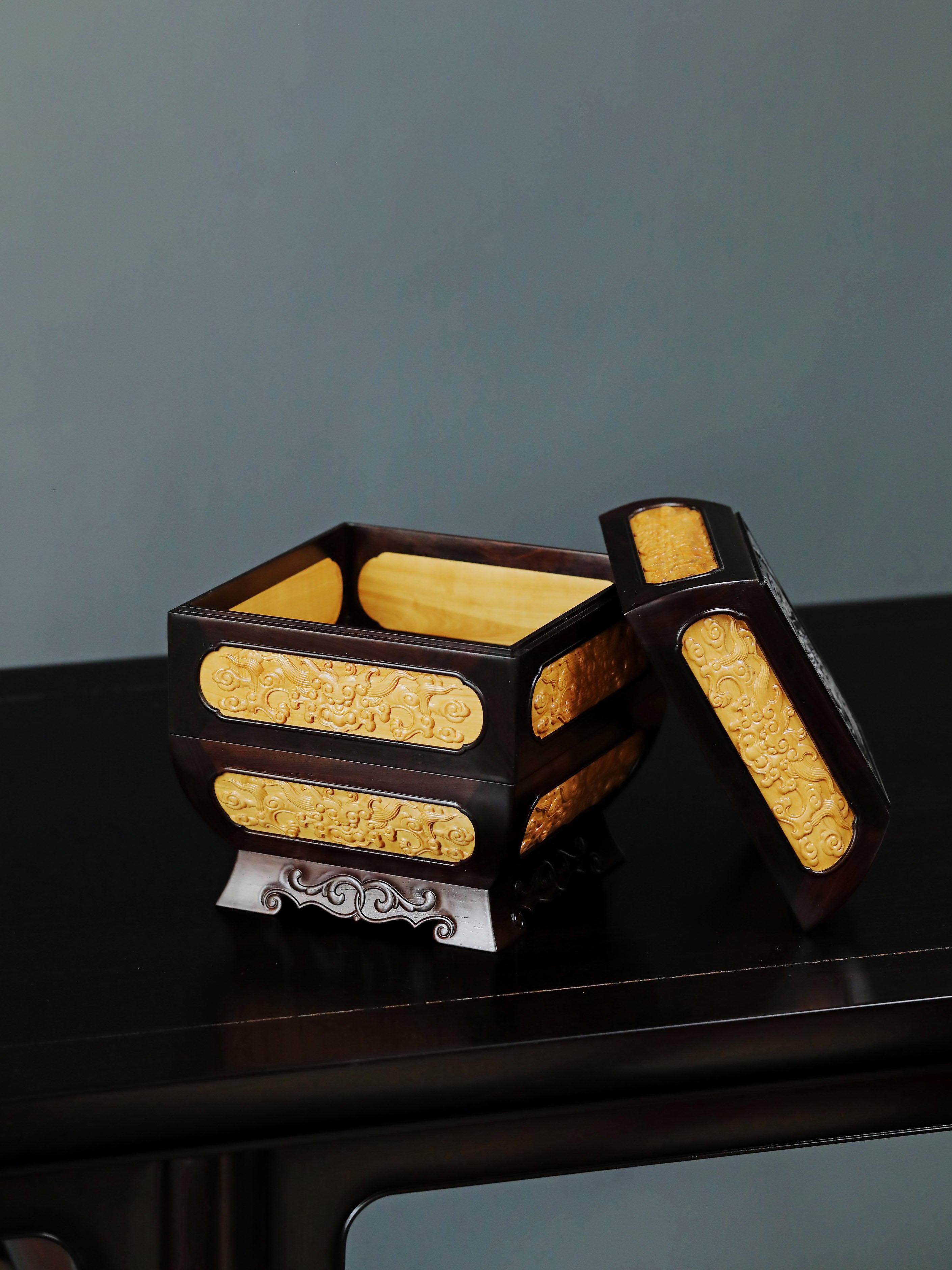 Purple sandalwood box inlaid with boxwood dragon and phoenix design