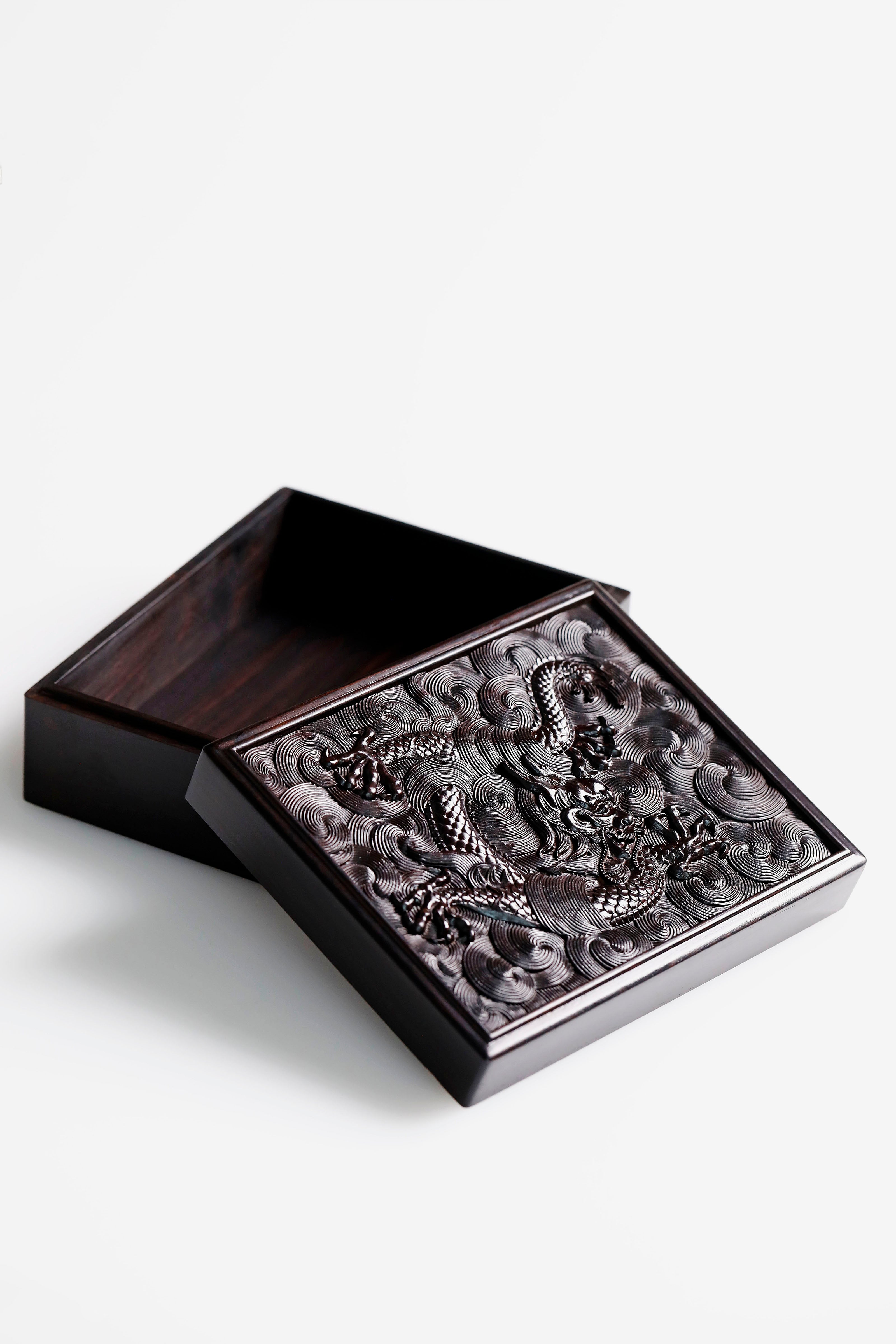 Purple Sandalwood Dragon Soaring Ten Thousand Miles Small Tea Box