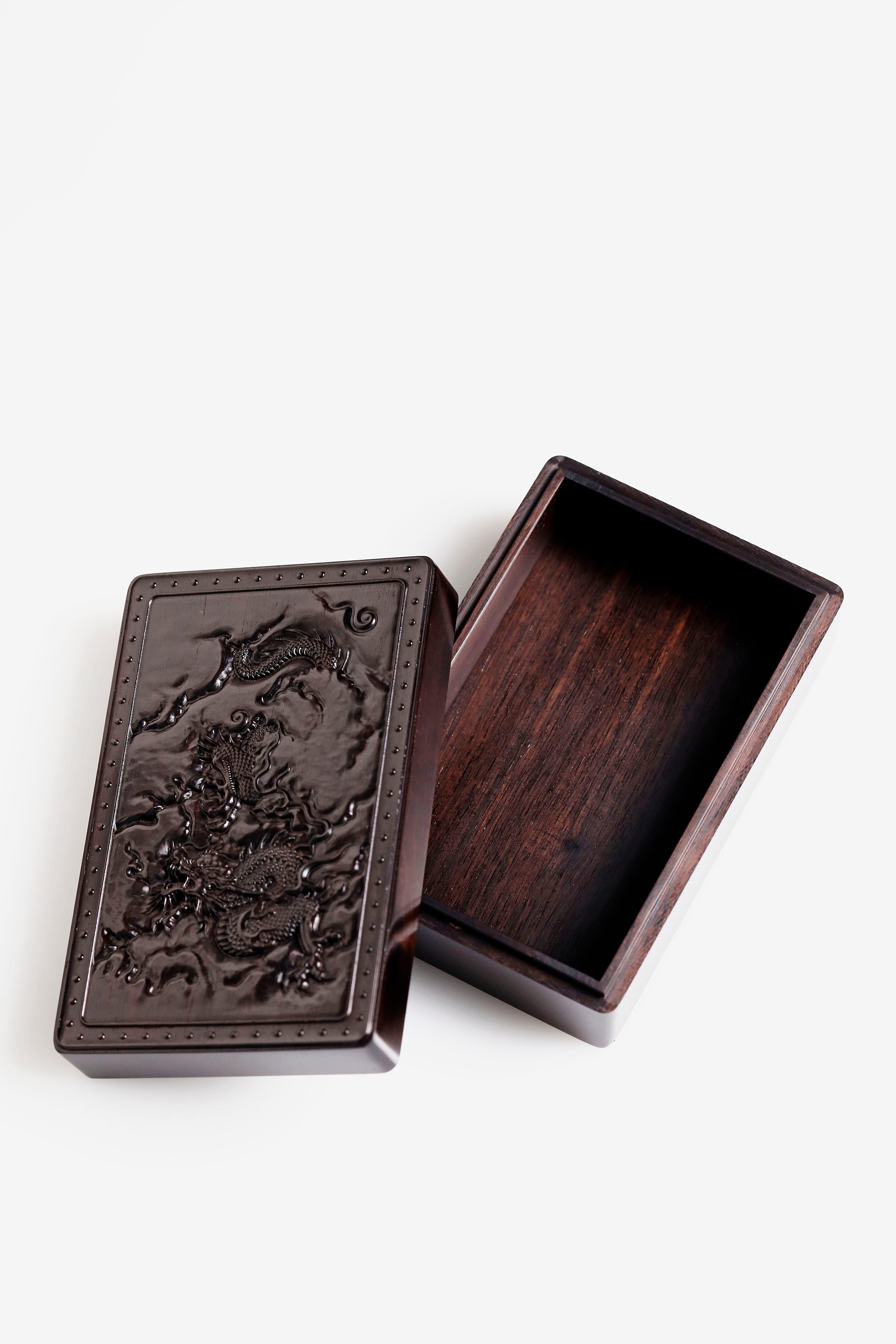 Purple Sandalwood Dragon Soaring Ten Thousand Miles Small Tea Box