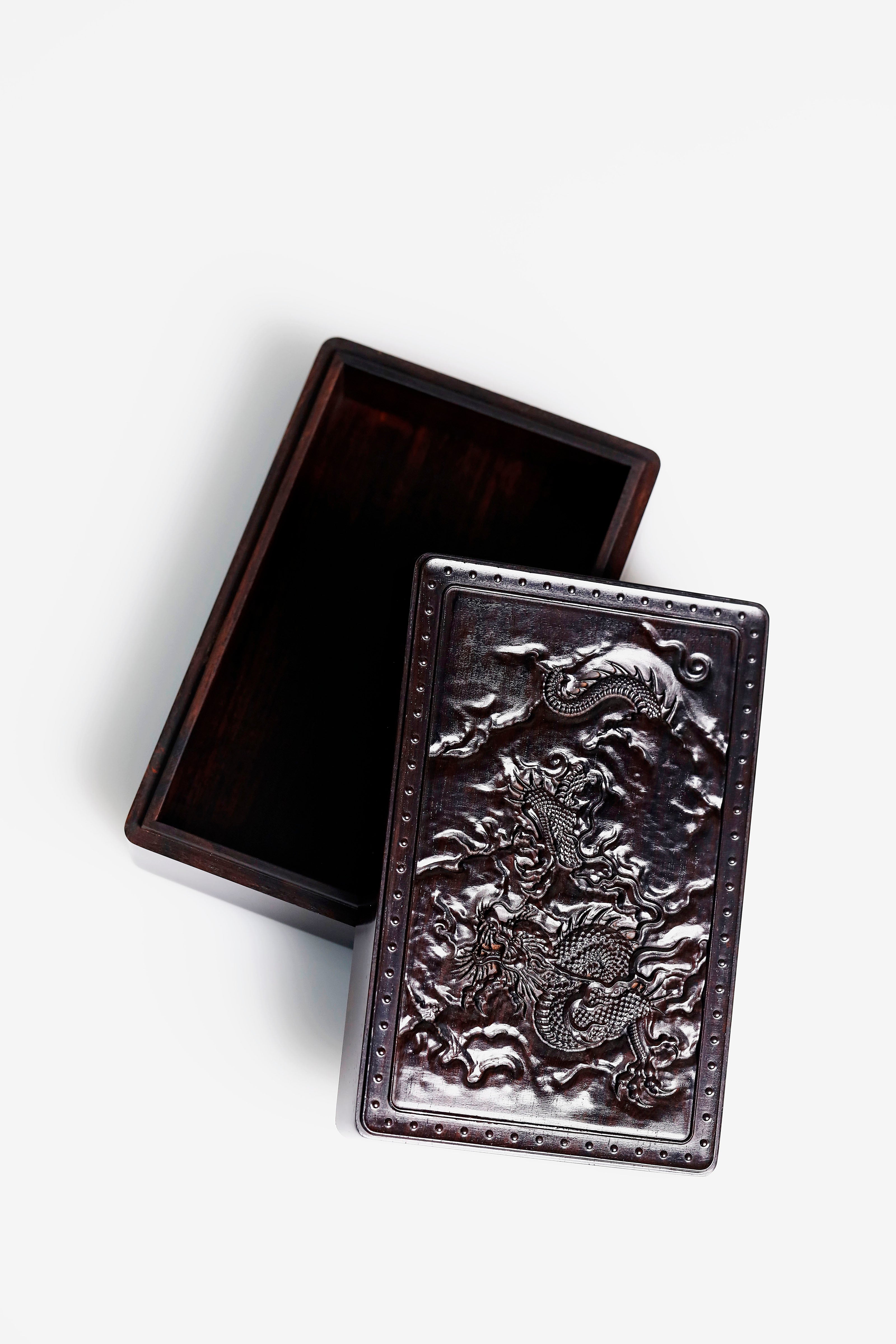 Purple Sandalwood Dragon Soaring Ten Thousand Miles Small Tea Box