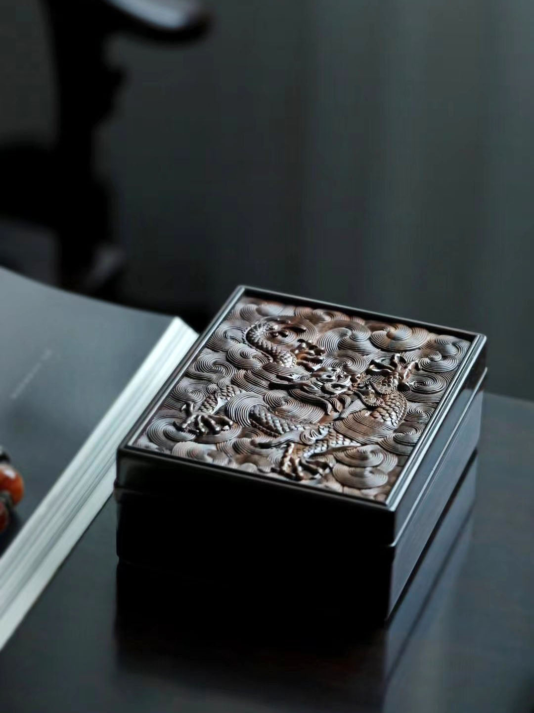 Purple Sandalwood Dragon Soaring Ten Thousand Miles Small Tea Box