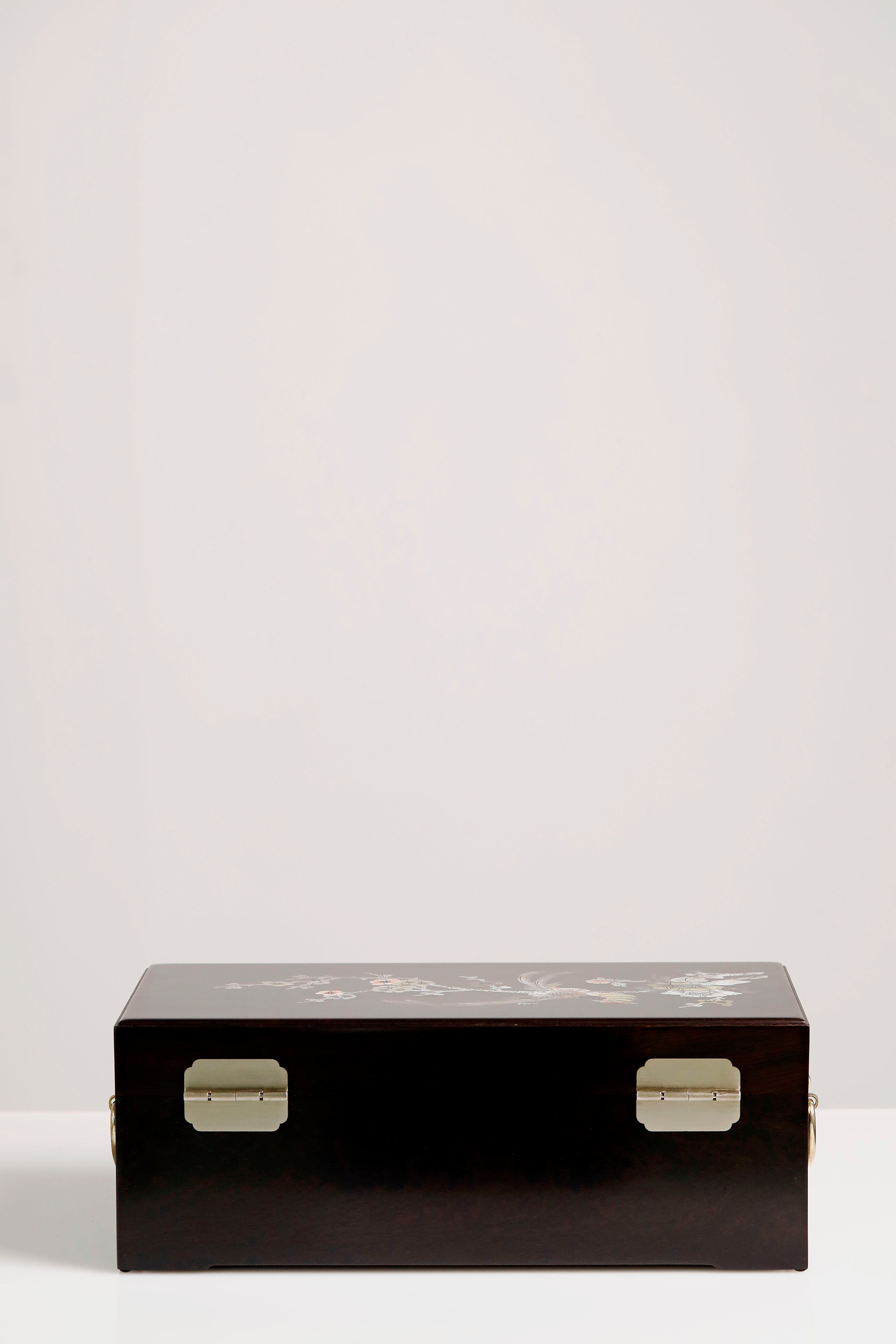 Purple sandalwood box with mother-of-pearl inlay and magpie design