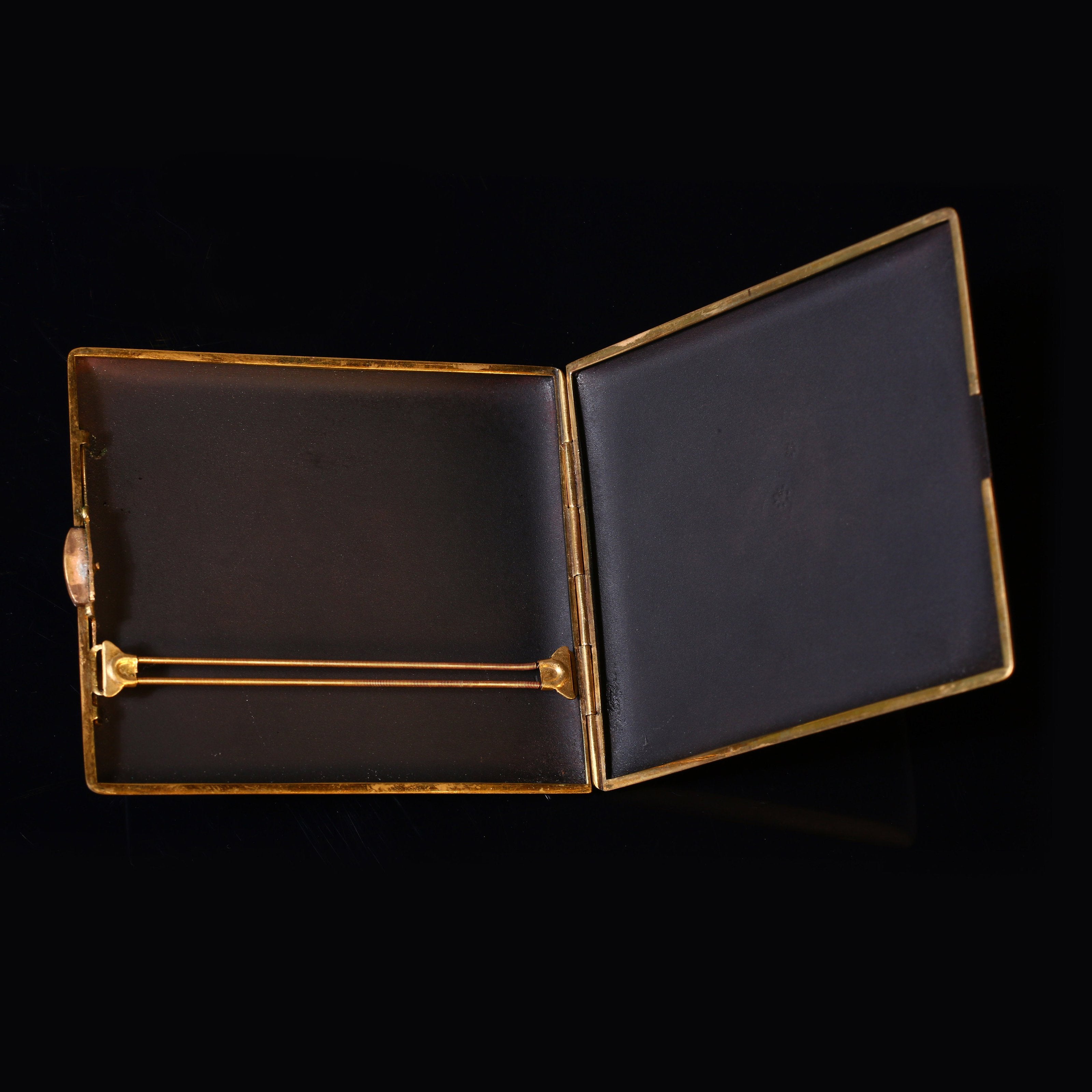 Iron-cut gold "Full Load Return" cigarette box