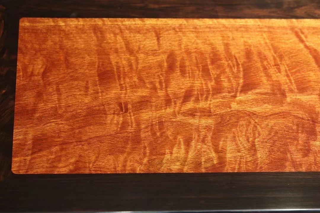 Purple sandalwood flat-top table with mortise and tenon joints and dragon design