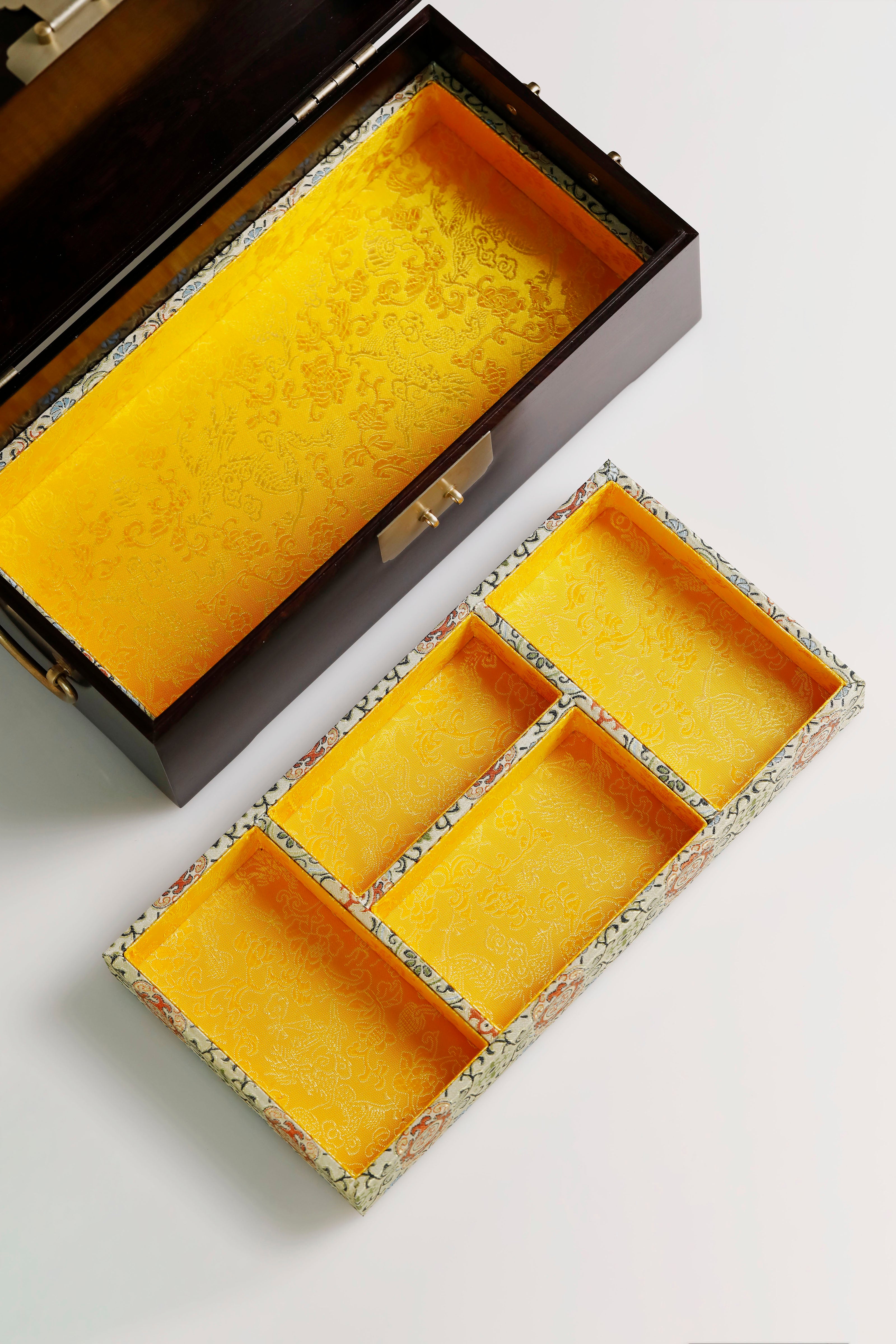 Purple sandalwood box with mandarin ducks playing in water / antique motif and gold trim