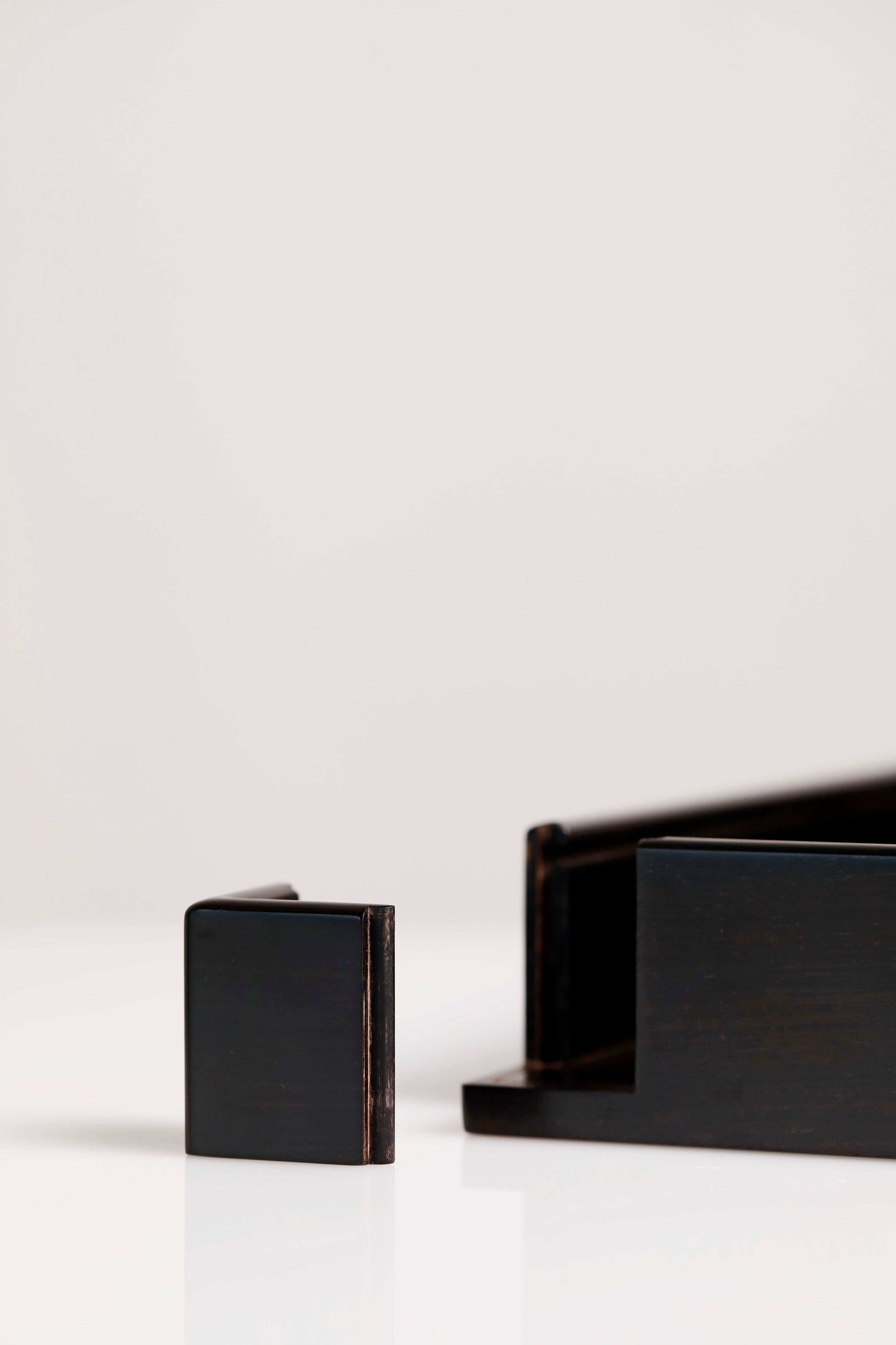 Purple sandalwood tea box with gold-painted "Watching the Tide" design