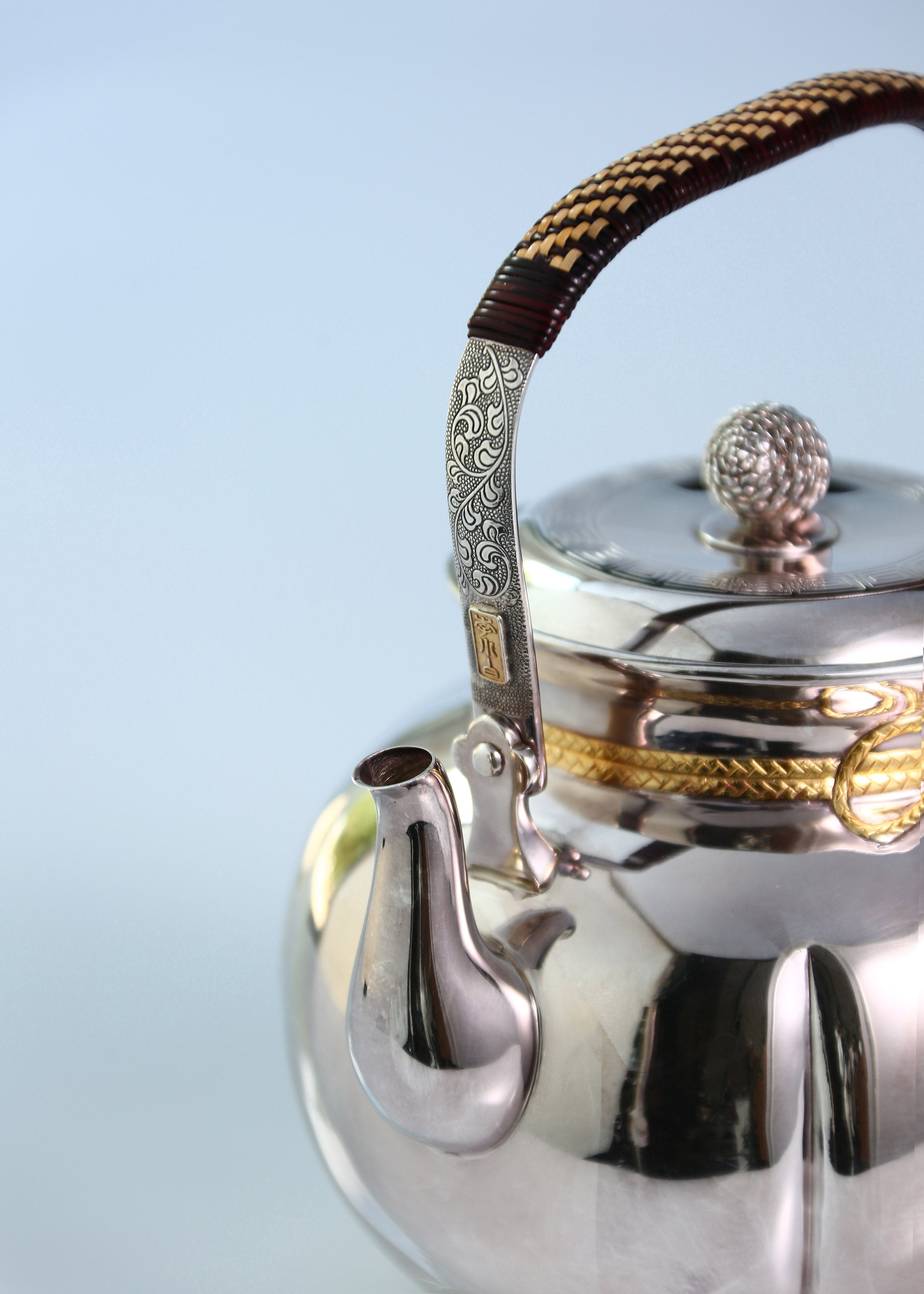Nafu Pure Silver Teapot