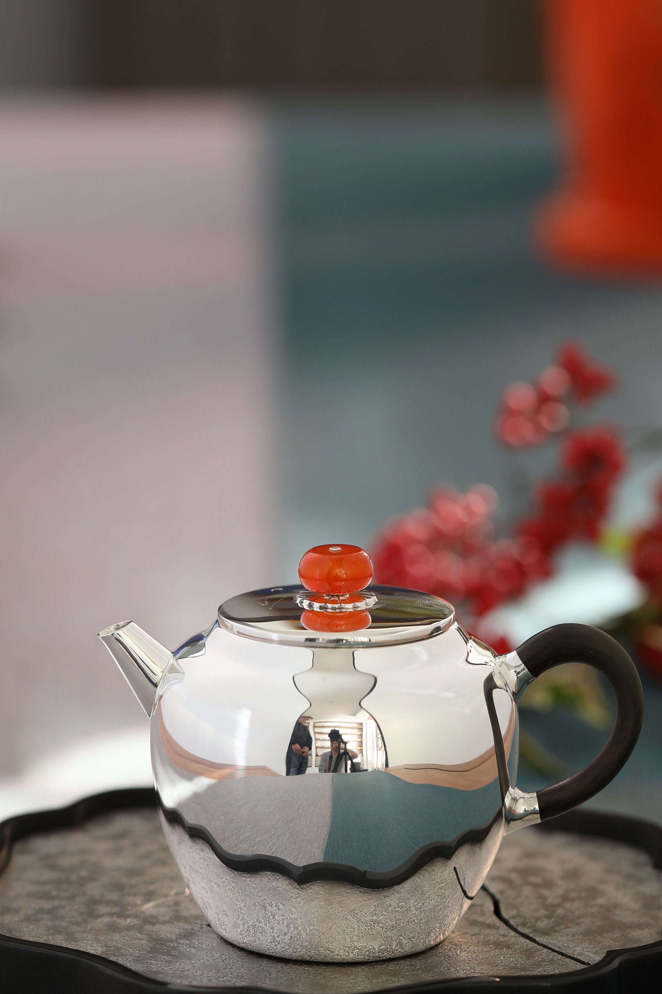 Flat-covered lotus seeds