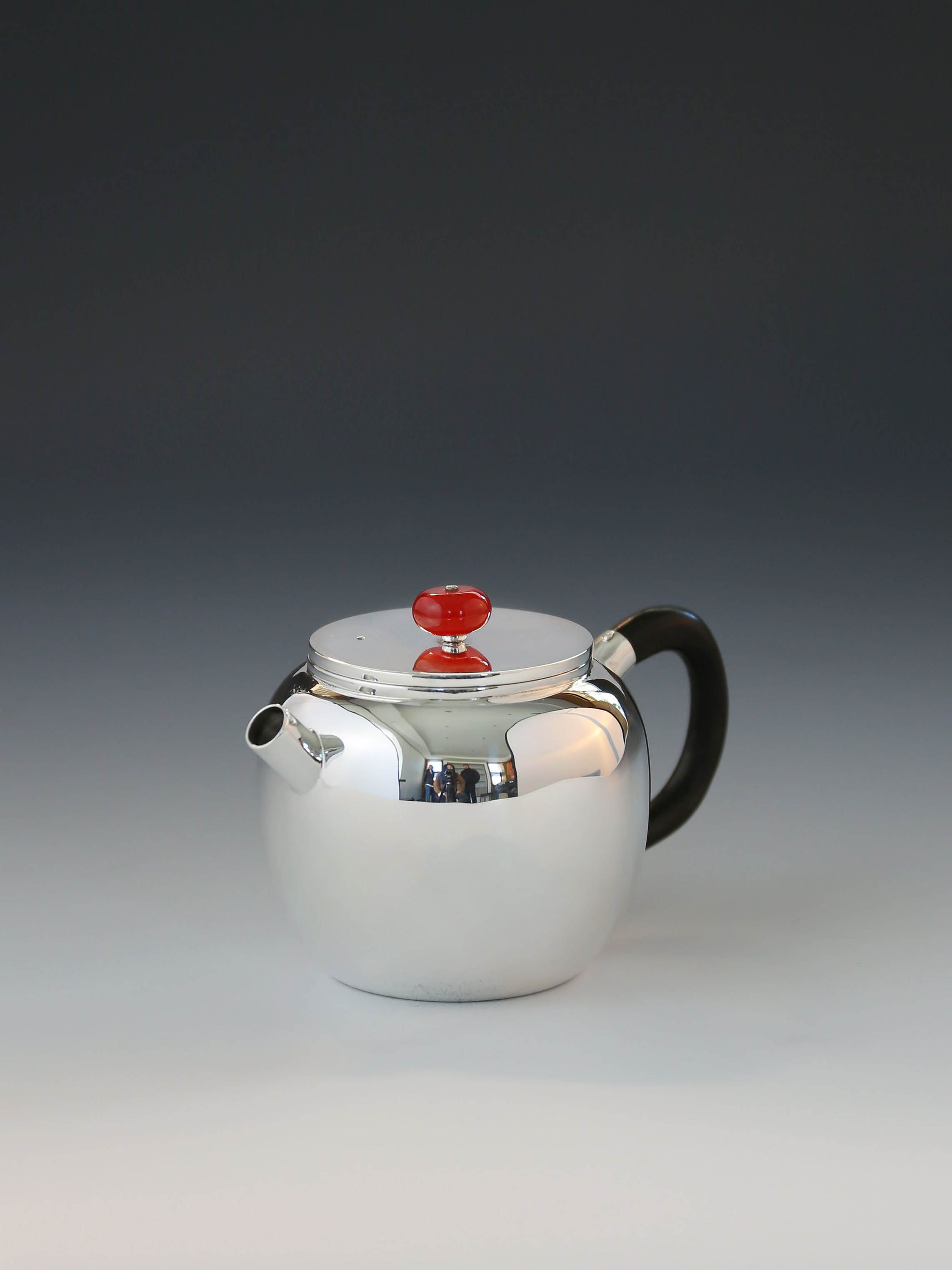 Flat-topped lotus seeds | Straight mouth