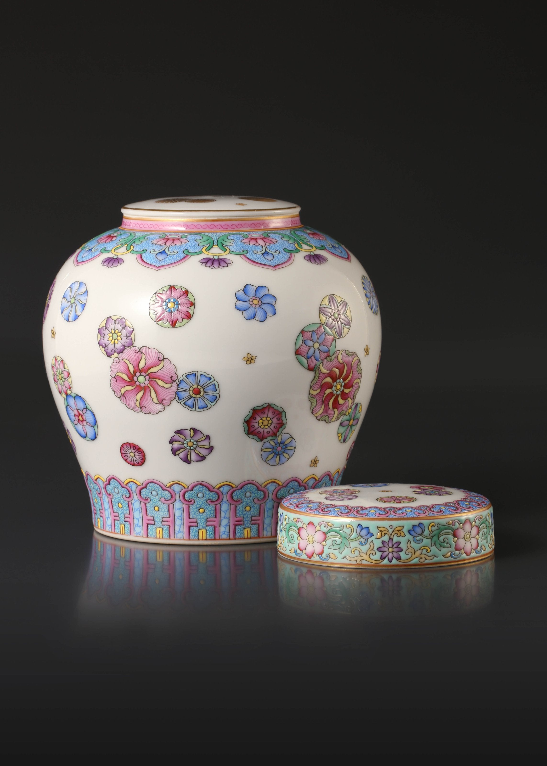 Ball Flower Pastel Tea Canister