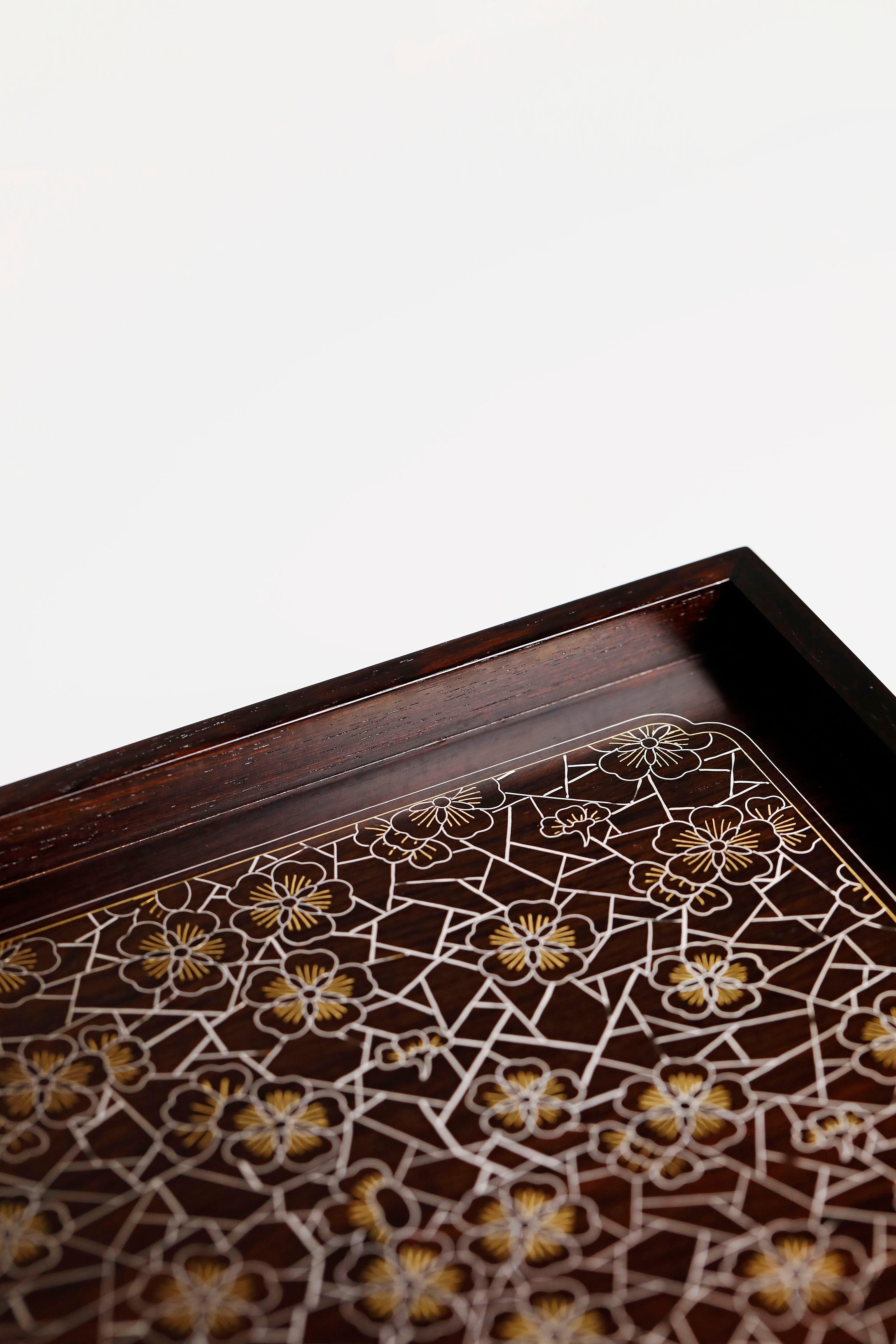 Purple sandalwood tray inlaid with silver plum blossom pattern