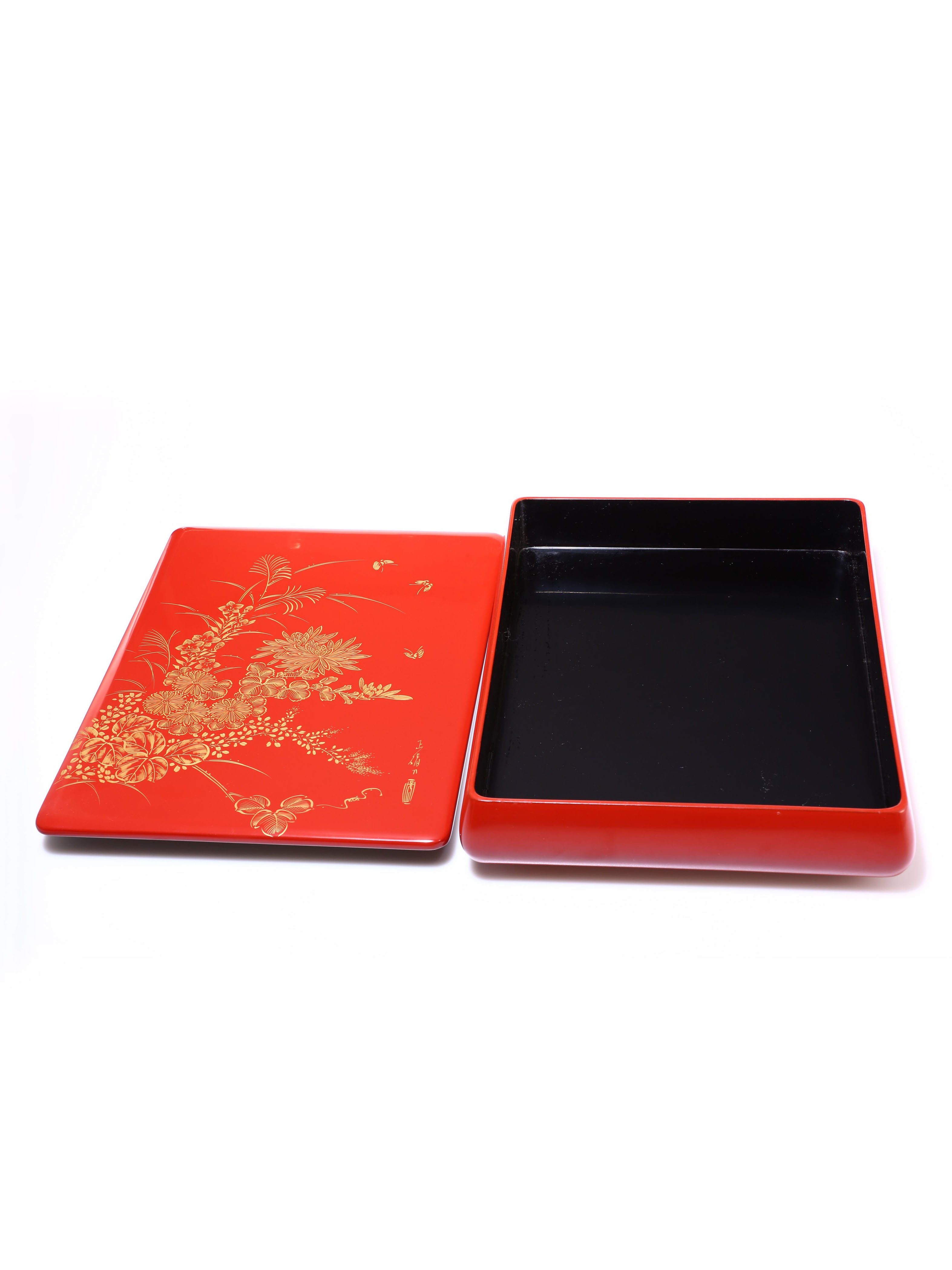 Japanese Wajima lacquerware, golden flower and grass paper box