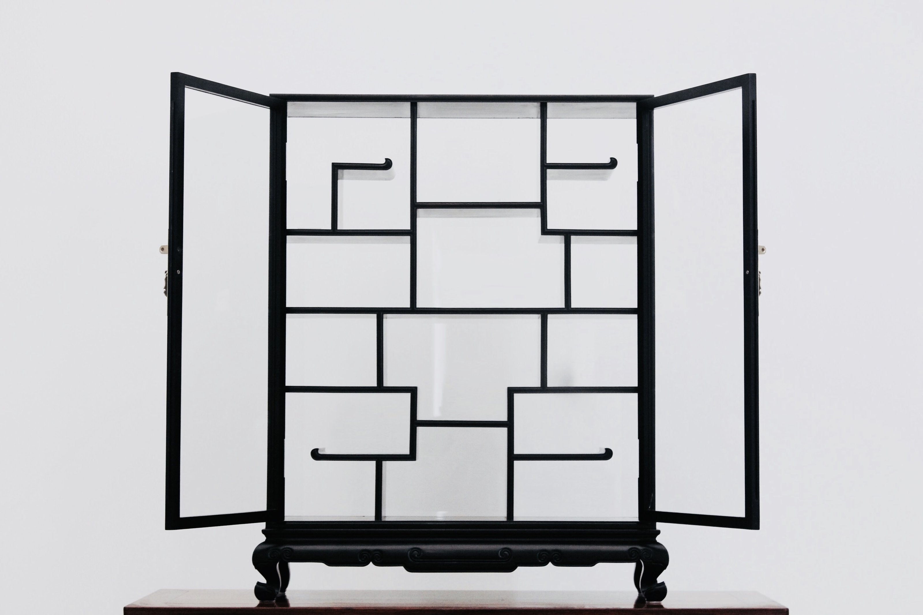 Ruyi Multi-Treasure Tea Set Rack