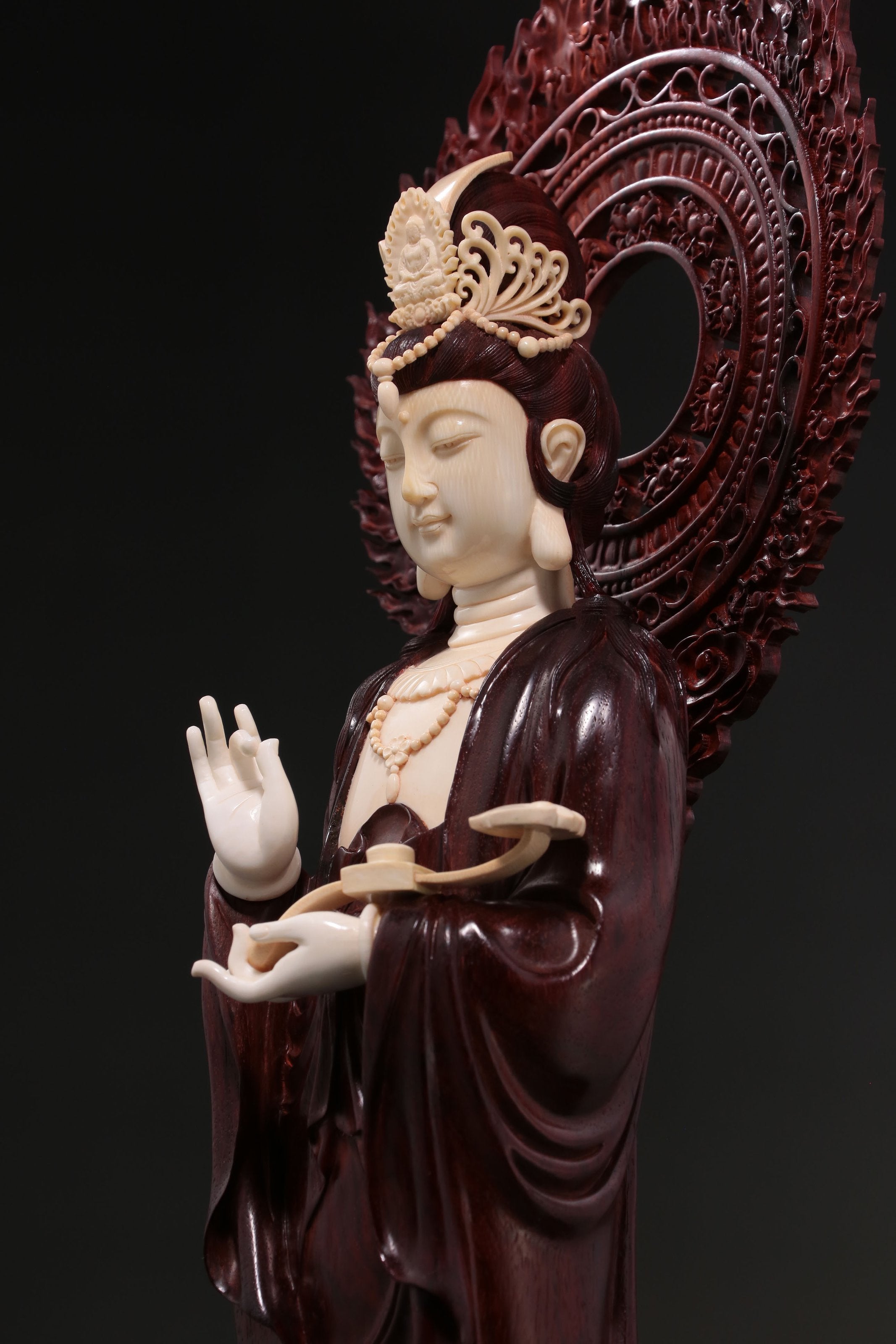 Ruyi Guanyin