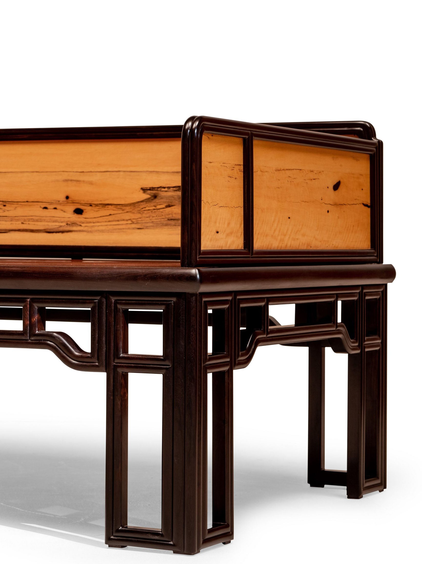 Waistless Three-Panel Luohan Bed