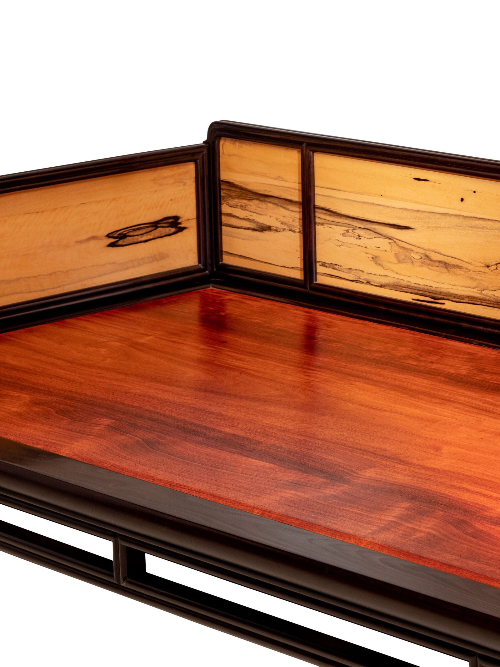 Waistless Three-Panel Luohan Bed