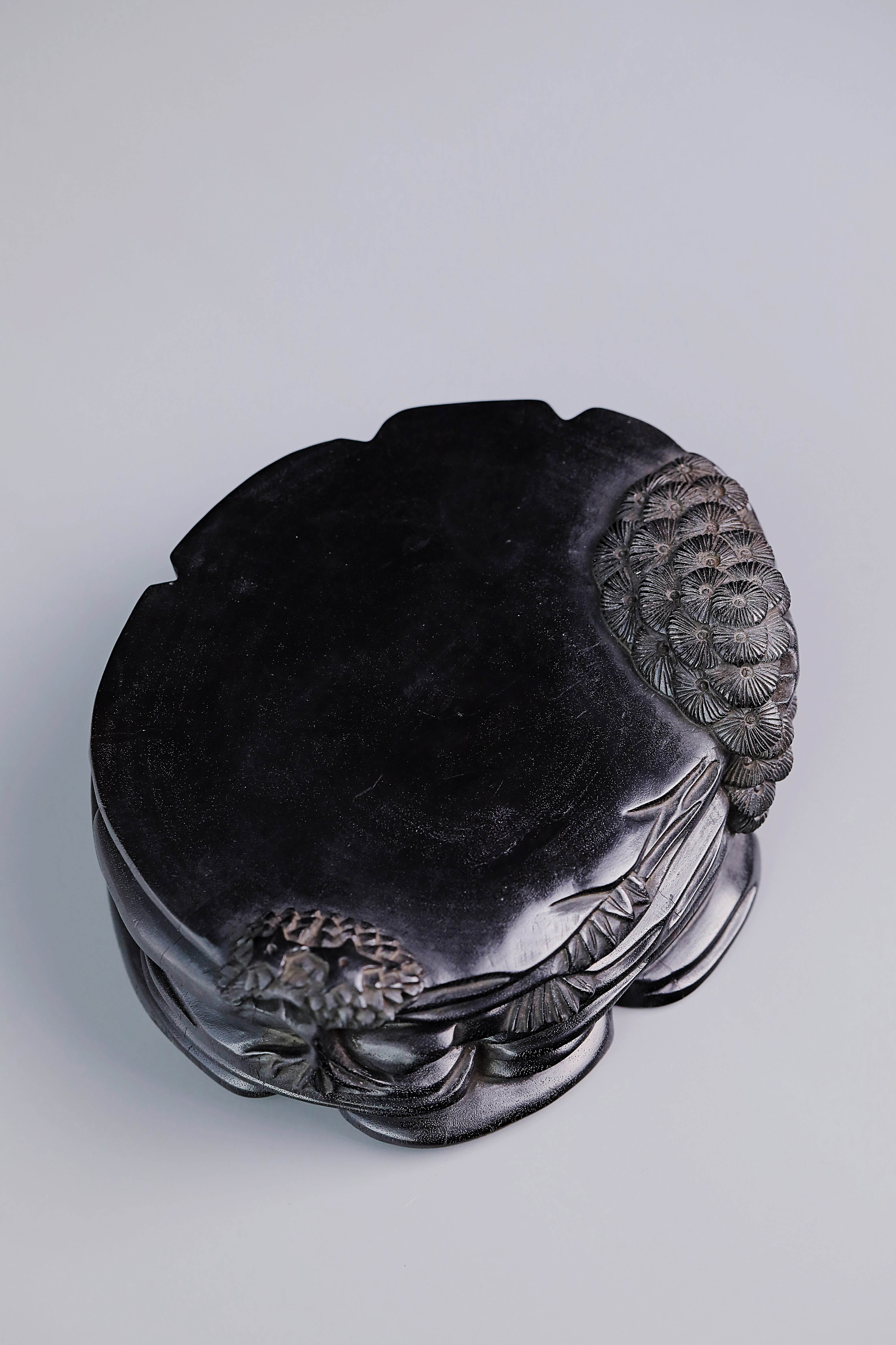 Three Yangs Bring Prosperity Boxwood Carving