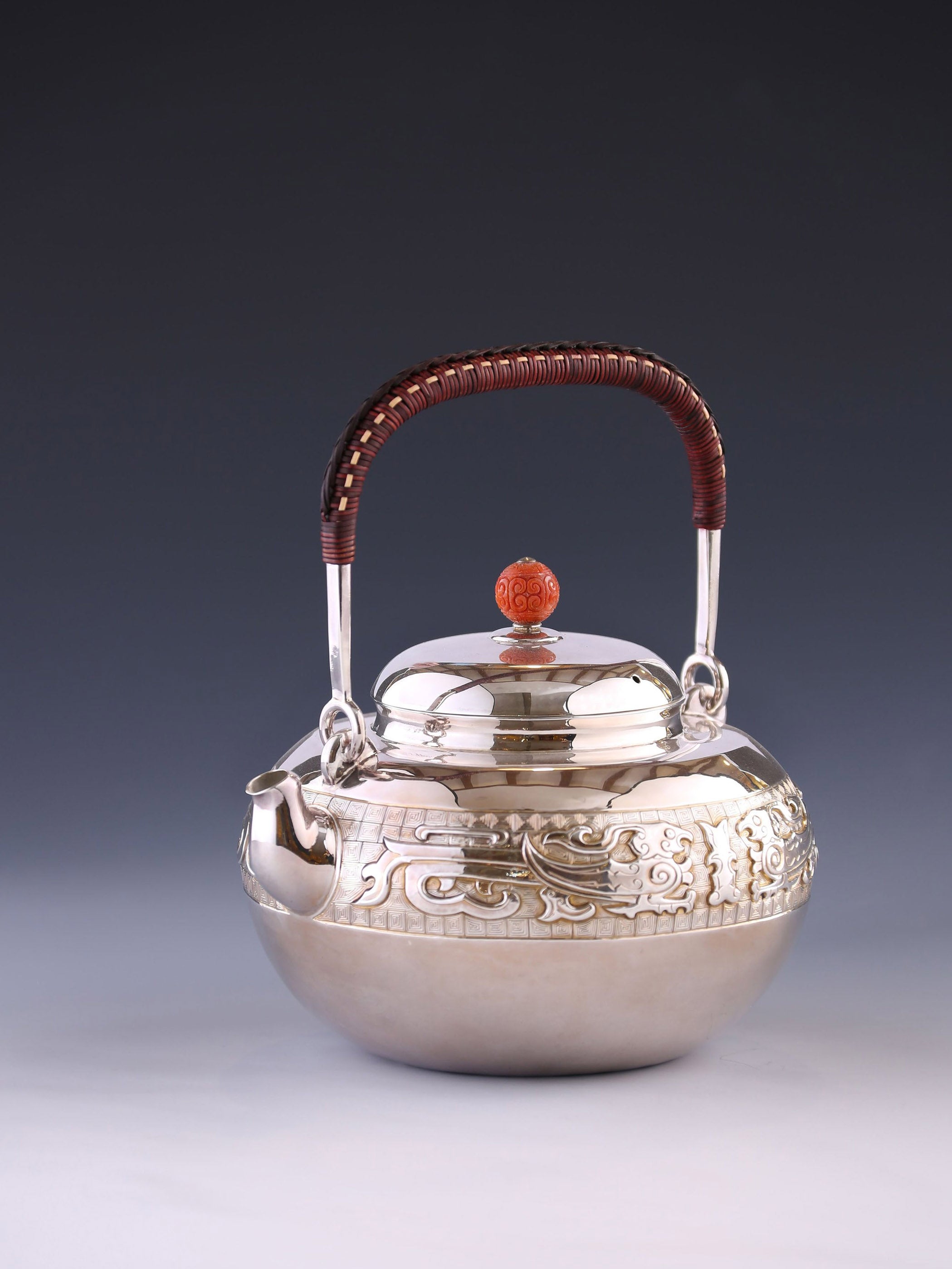 Southern Red Agate Phoenix Silver Pot