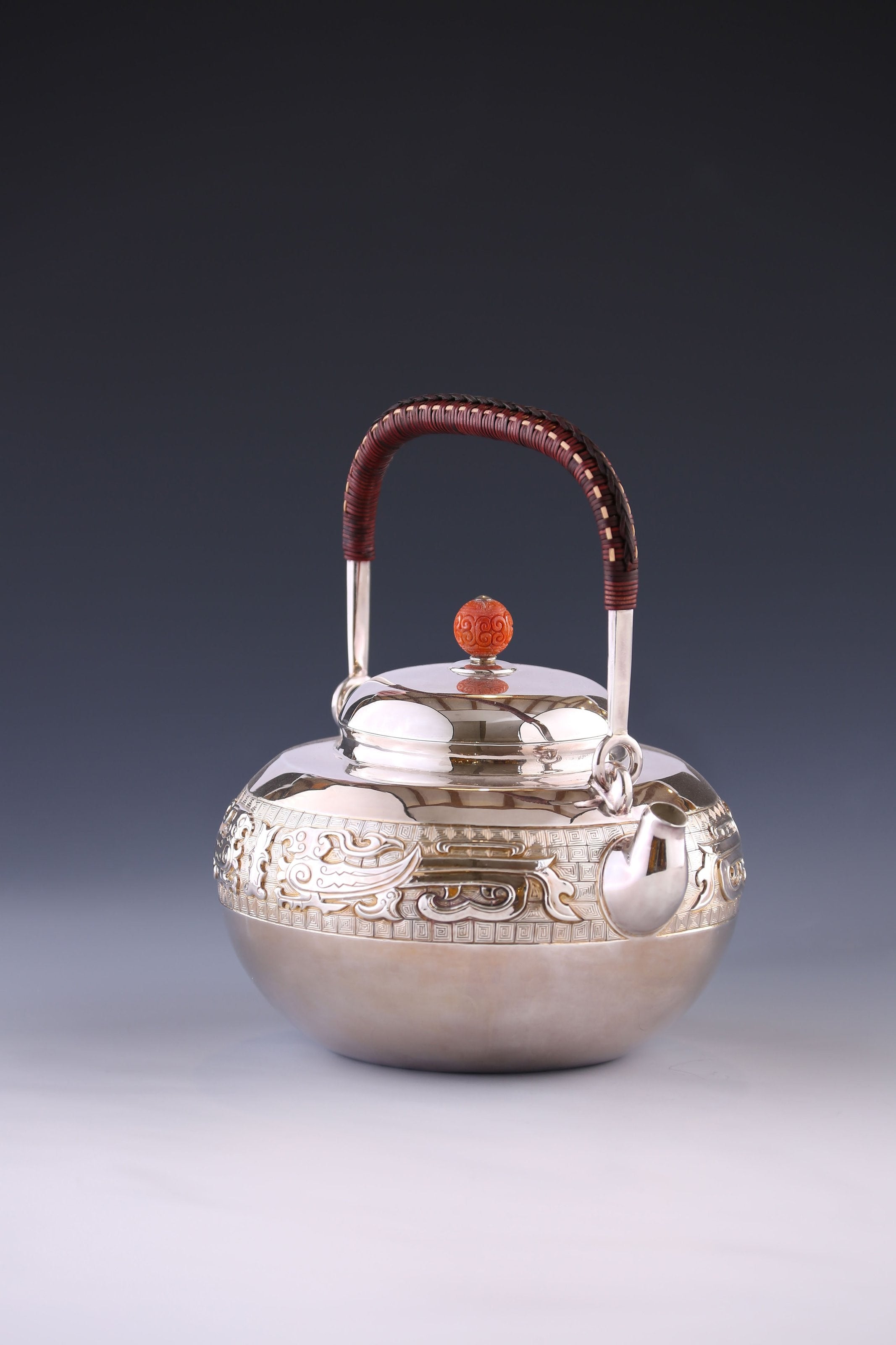 Southern Red Agate Phoenix Silver Pot