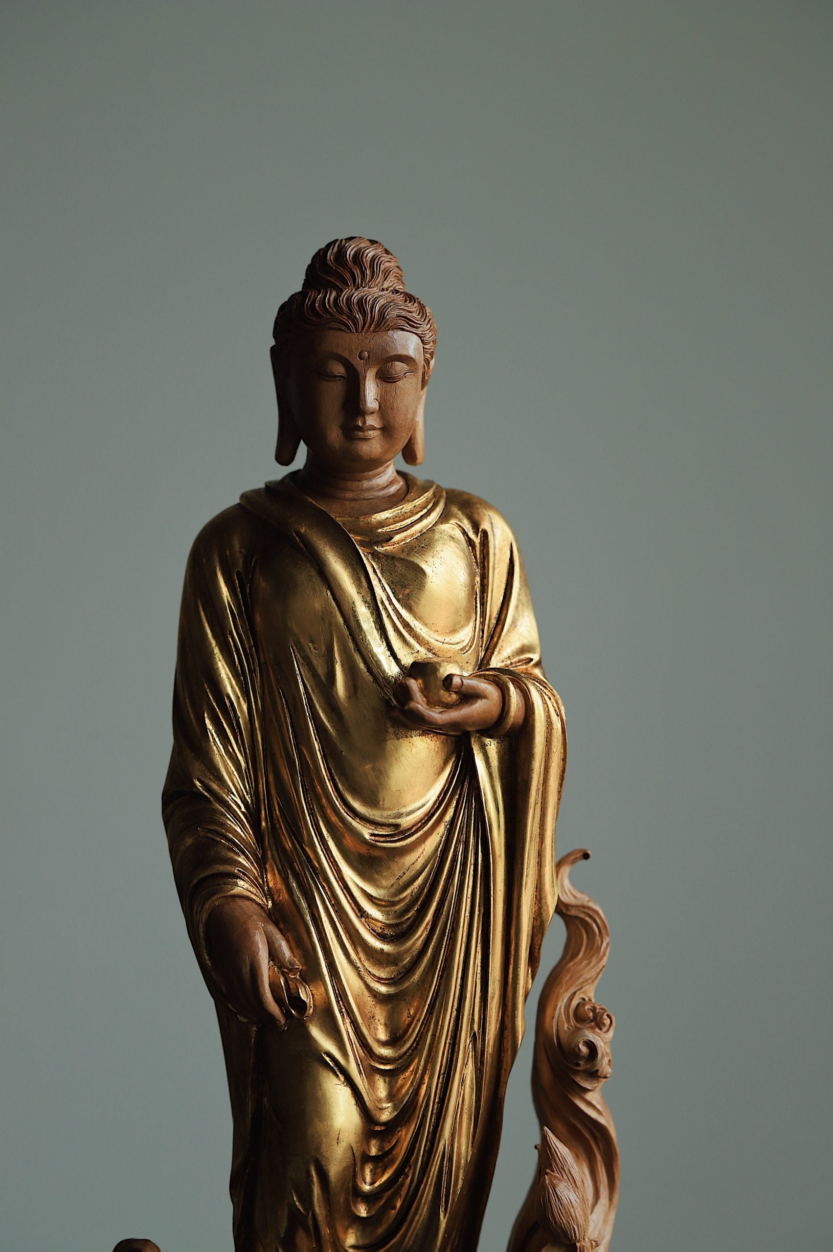 Submerged Old Sandalwood Gilded Shakyamuni
