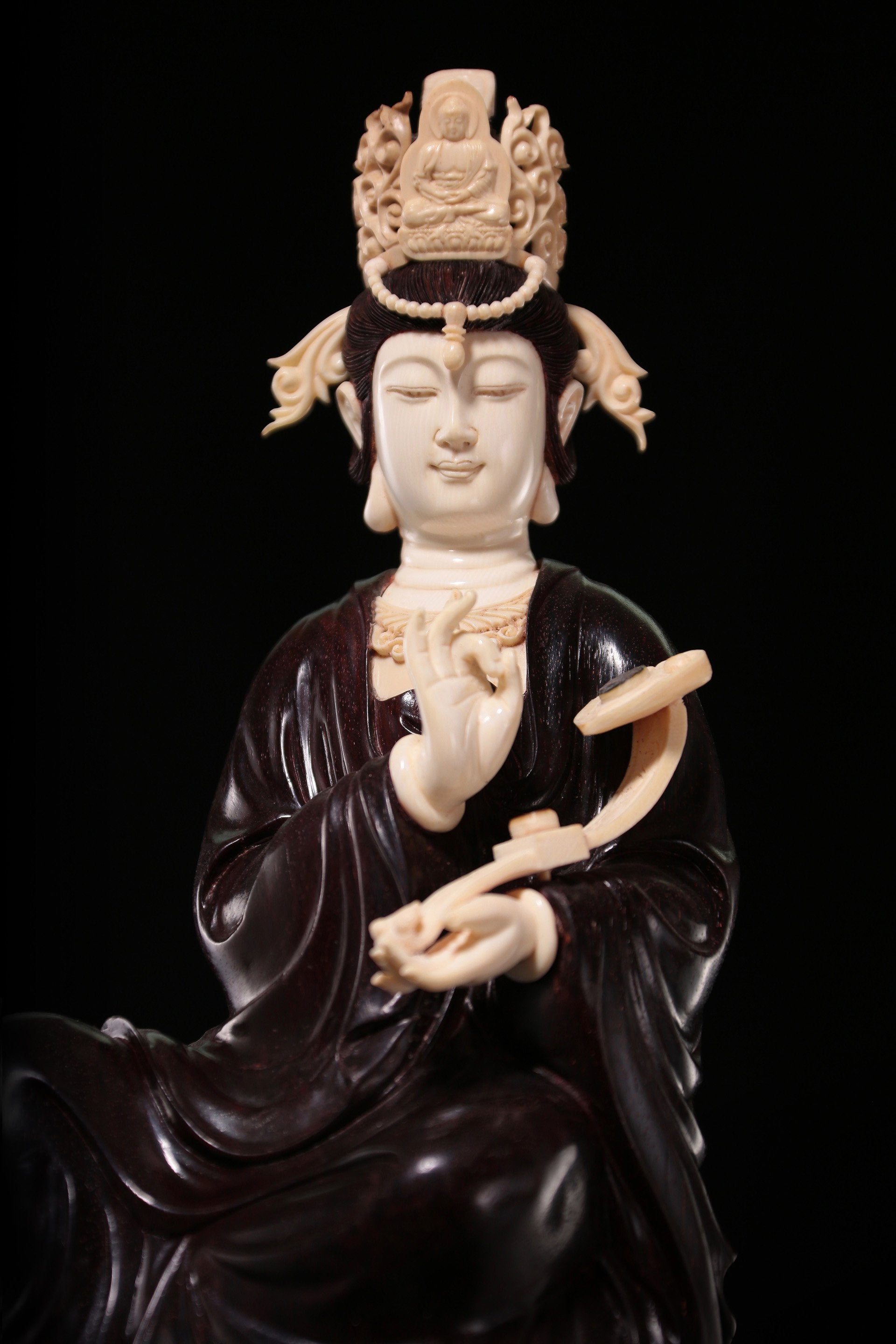 Ruyi Guanyin